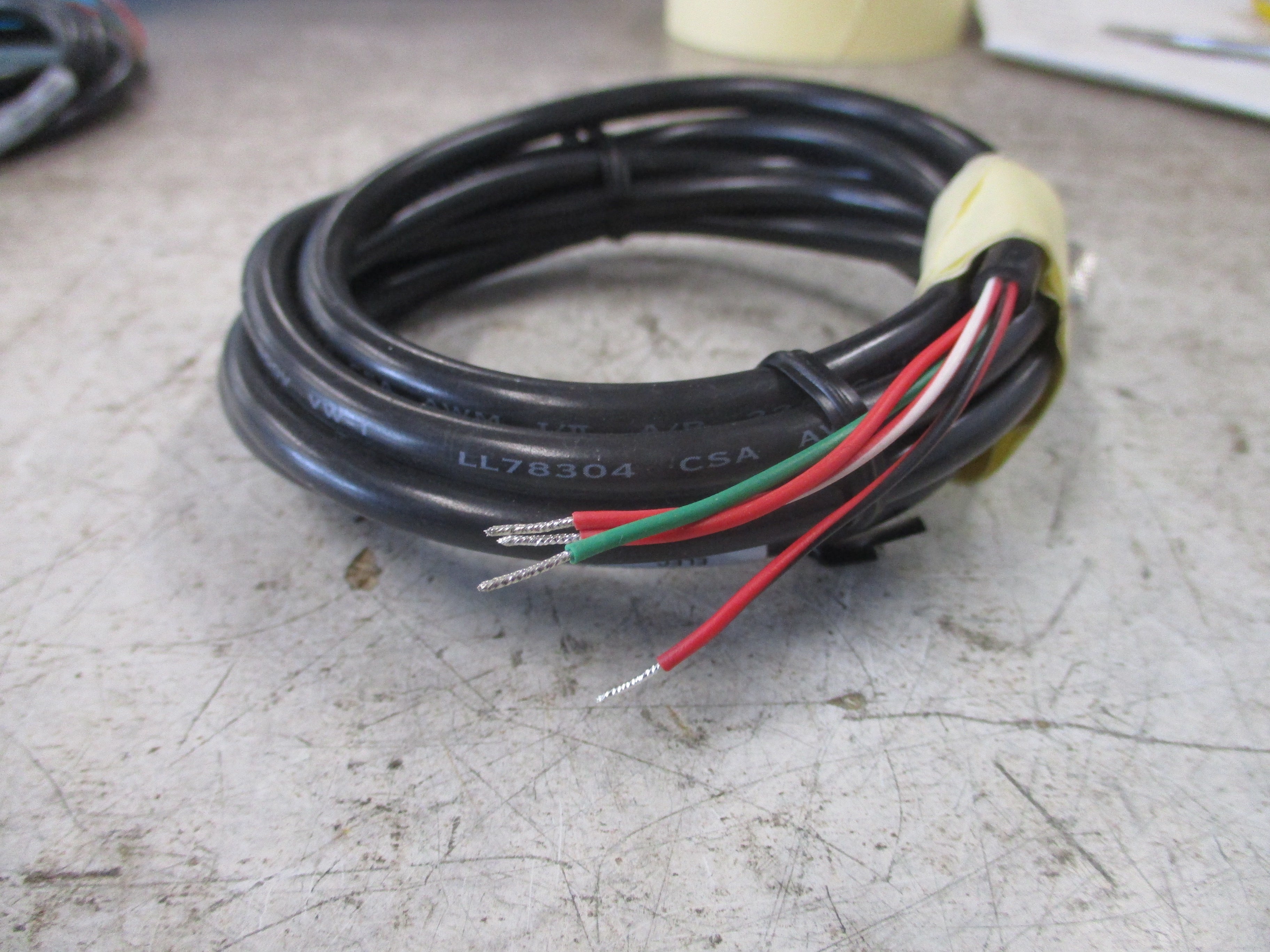 Banner Cordset MQAC-406 250V 4A Used