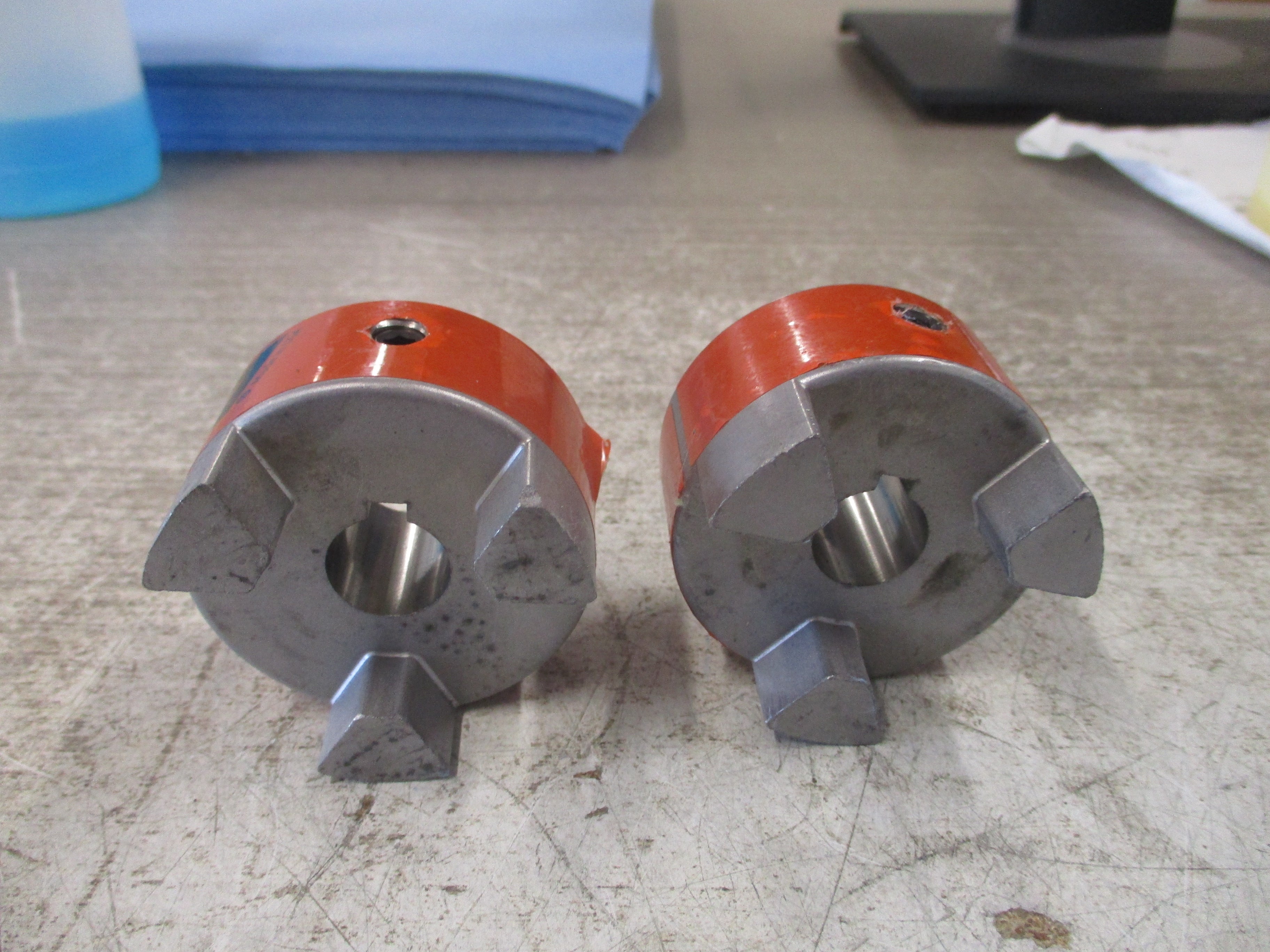 Lovejoy L-Jaw Hub L-095 Bore: 0.625" *Lot of 2* Used