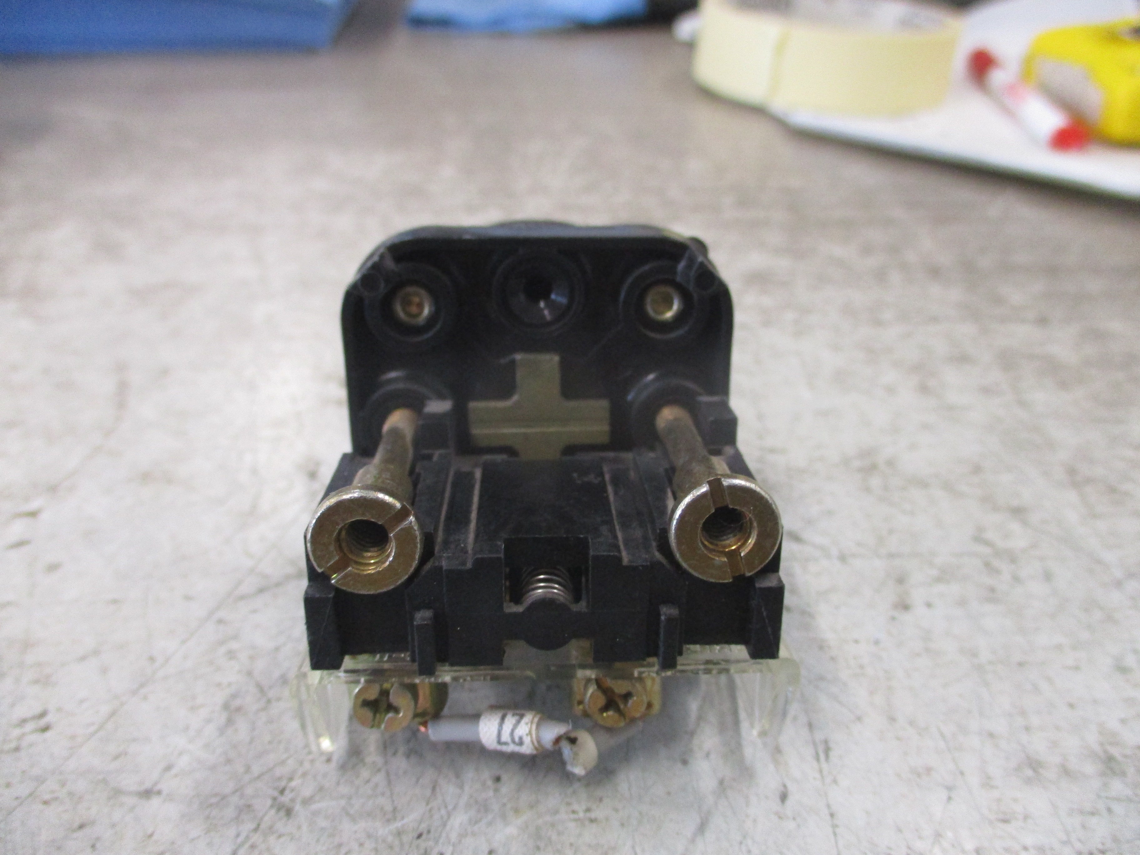 Allen-Bradley Flush Mount Push Button 800T-A... Ser. T Type 4,13 Used