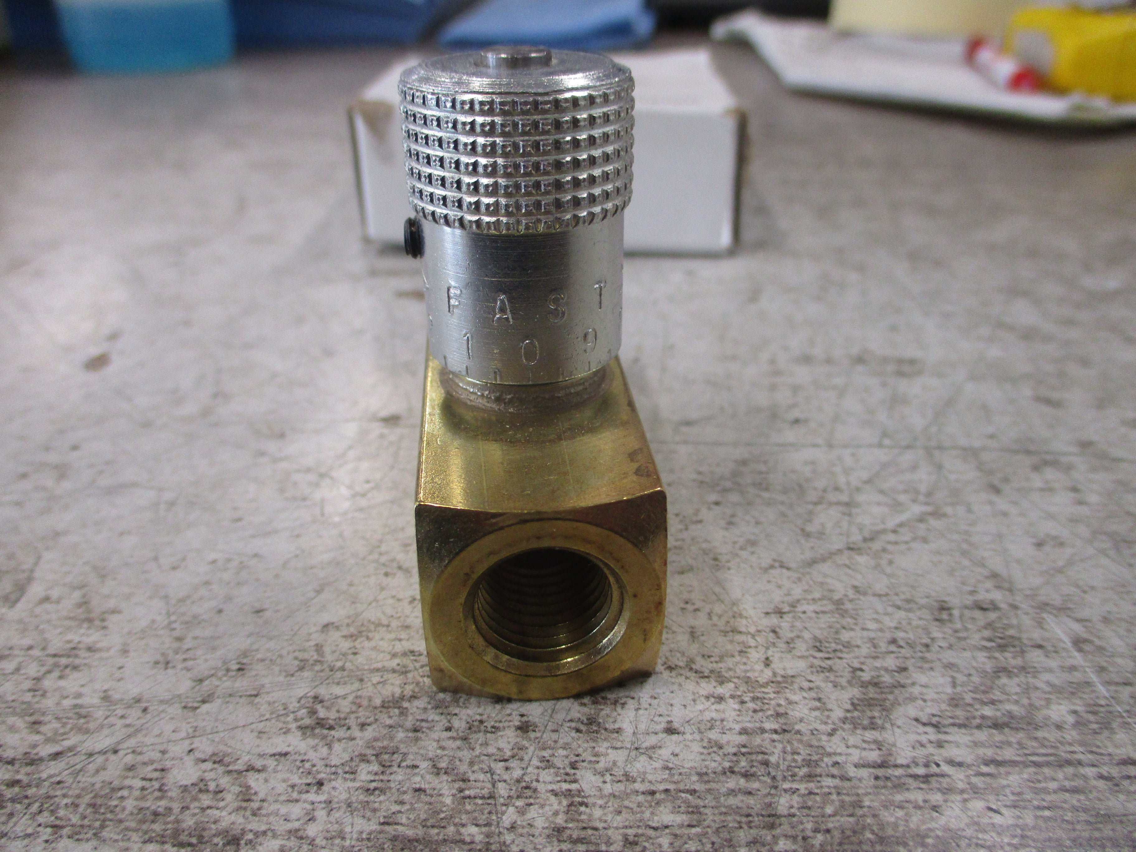 Parker Flow Control Valve F400B/1A854 New Surplus