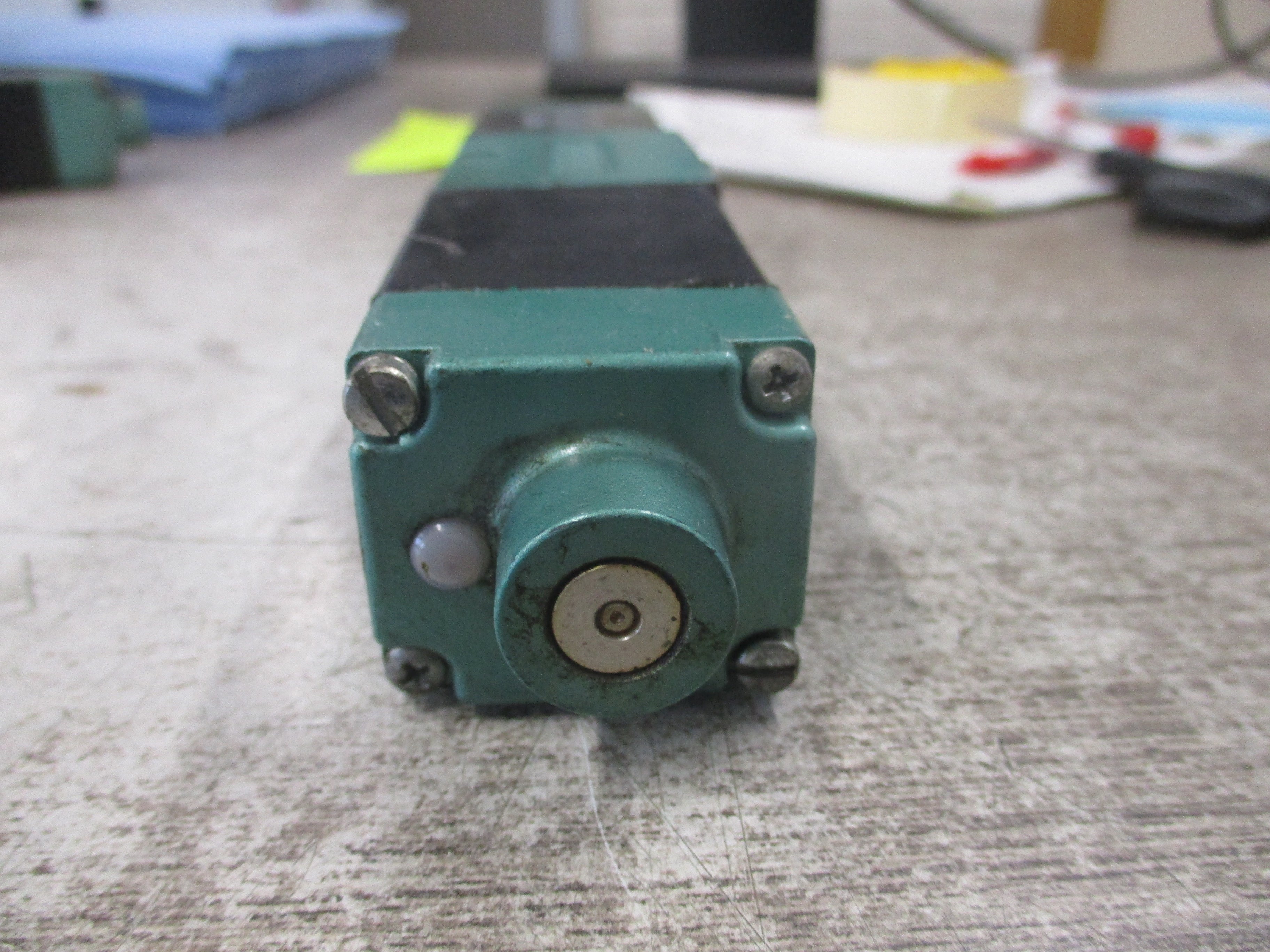 Numatics Solenoid Valve 081SS415M000061 24VDC 150 PSIG Used