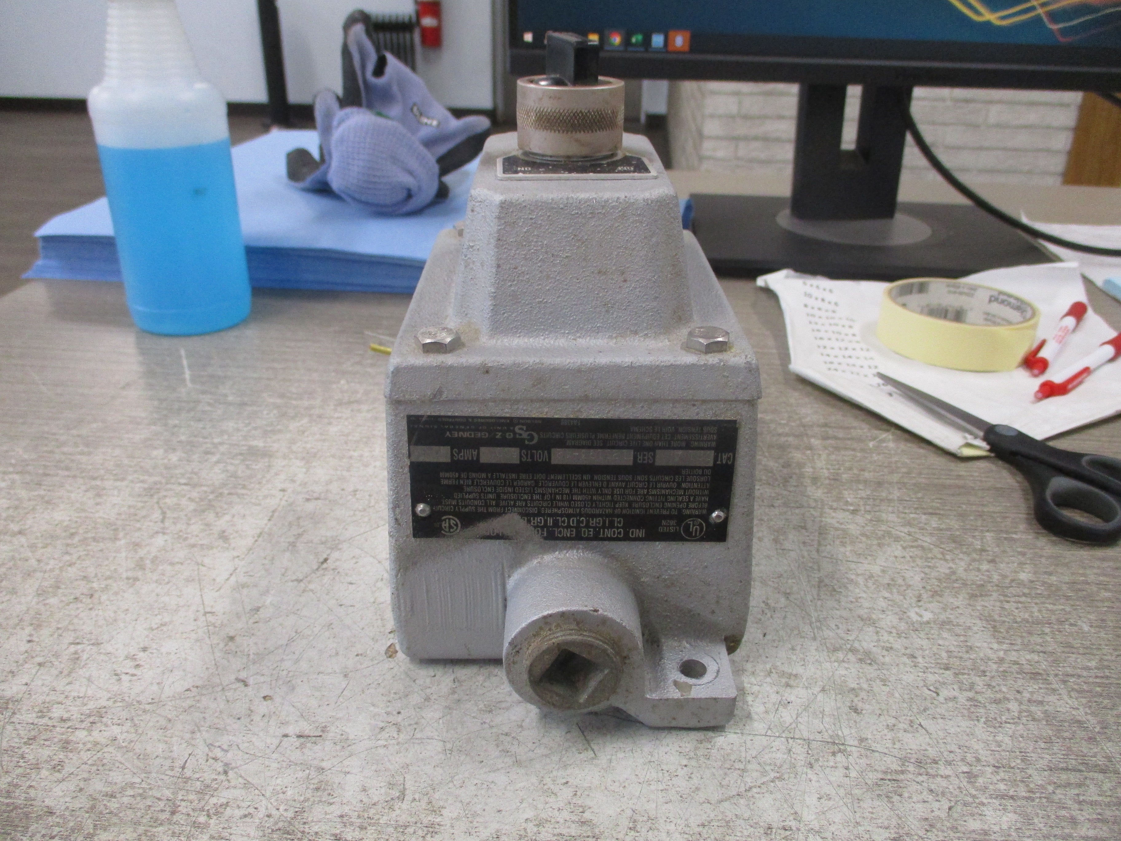 OZ-Gedney Explosion-Proof Switch CS1A 600V Used