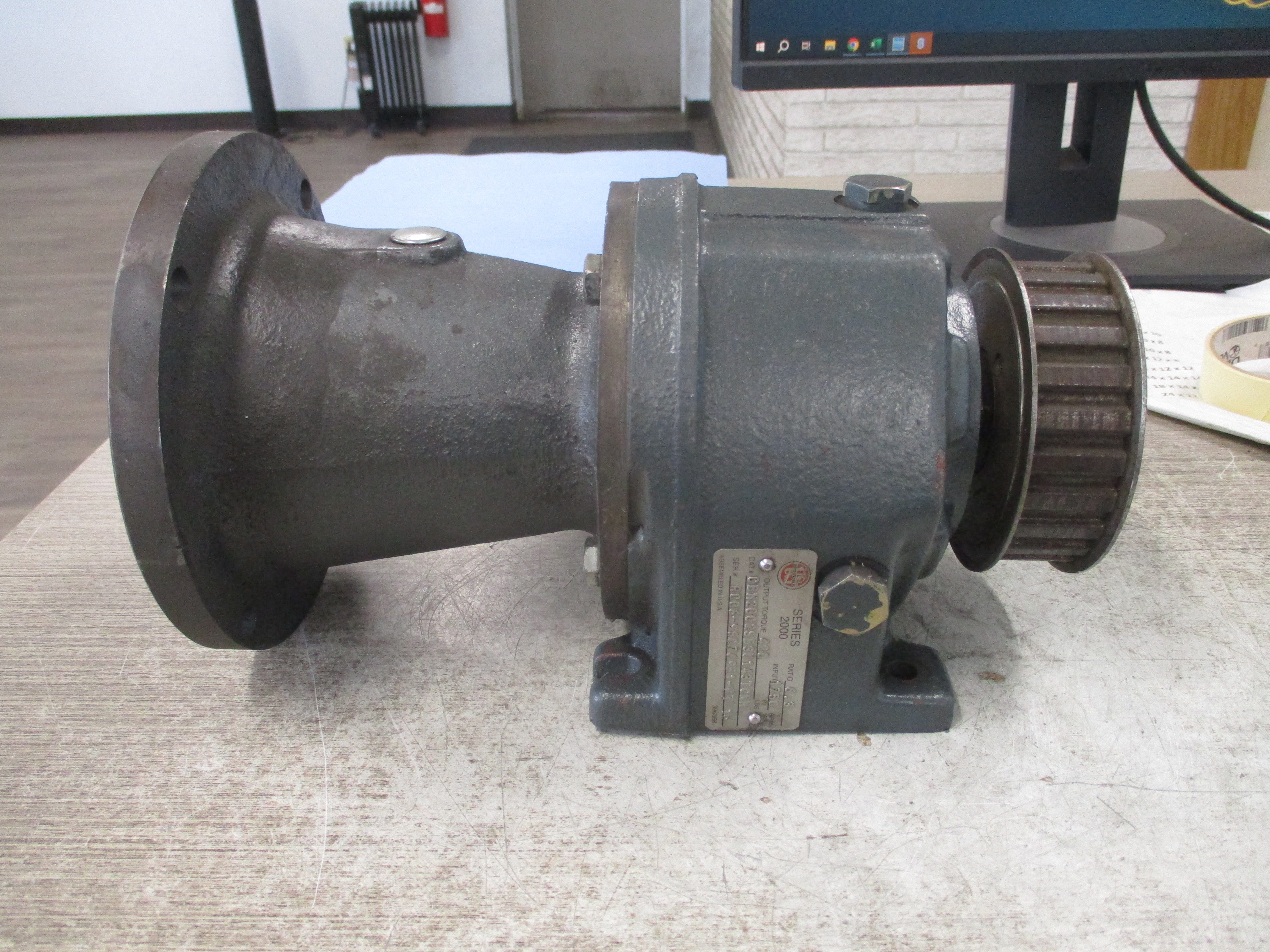 US Motors Series 2000 Gear Reducer CBN2002SB3U143TCNN Ratio 6.3 1750 RPM In