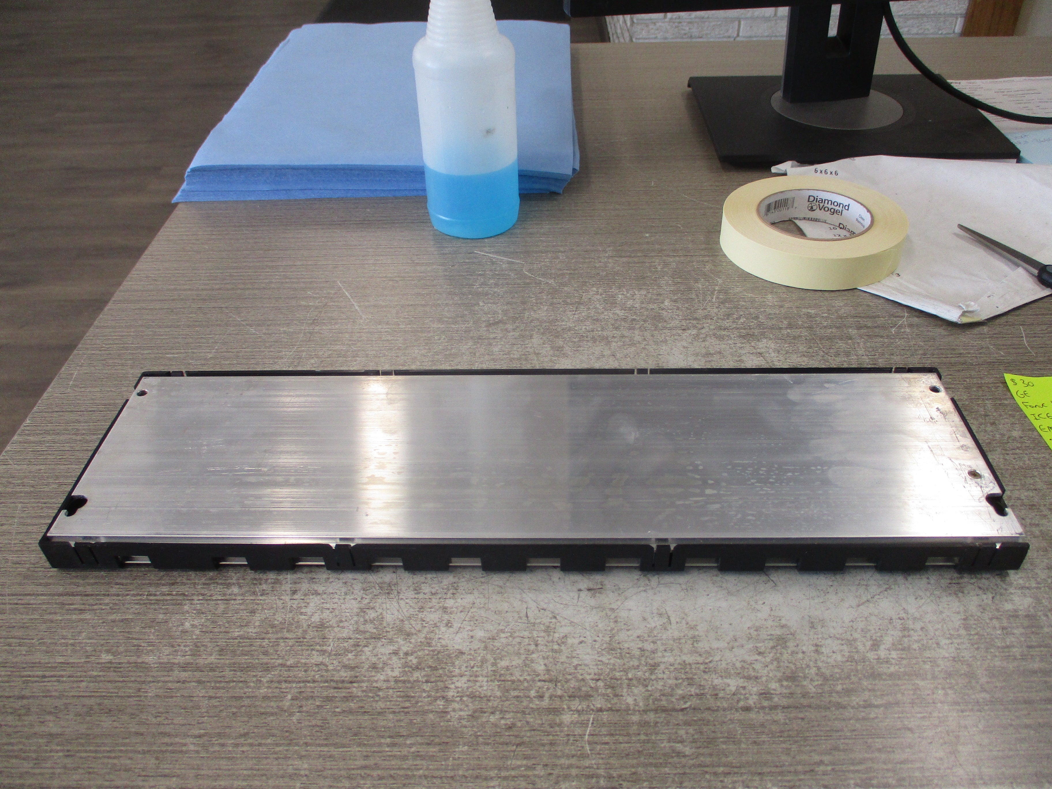 GE Fanuc 10-Slot Base IC693CHS391K EMI Enhanced *Cracked Case* Used