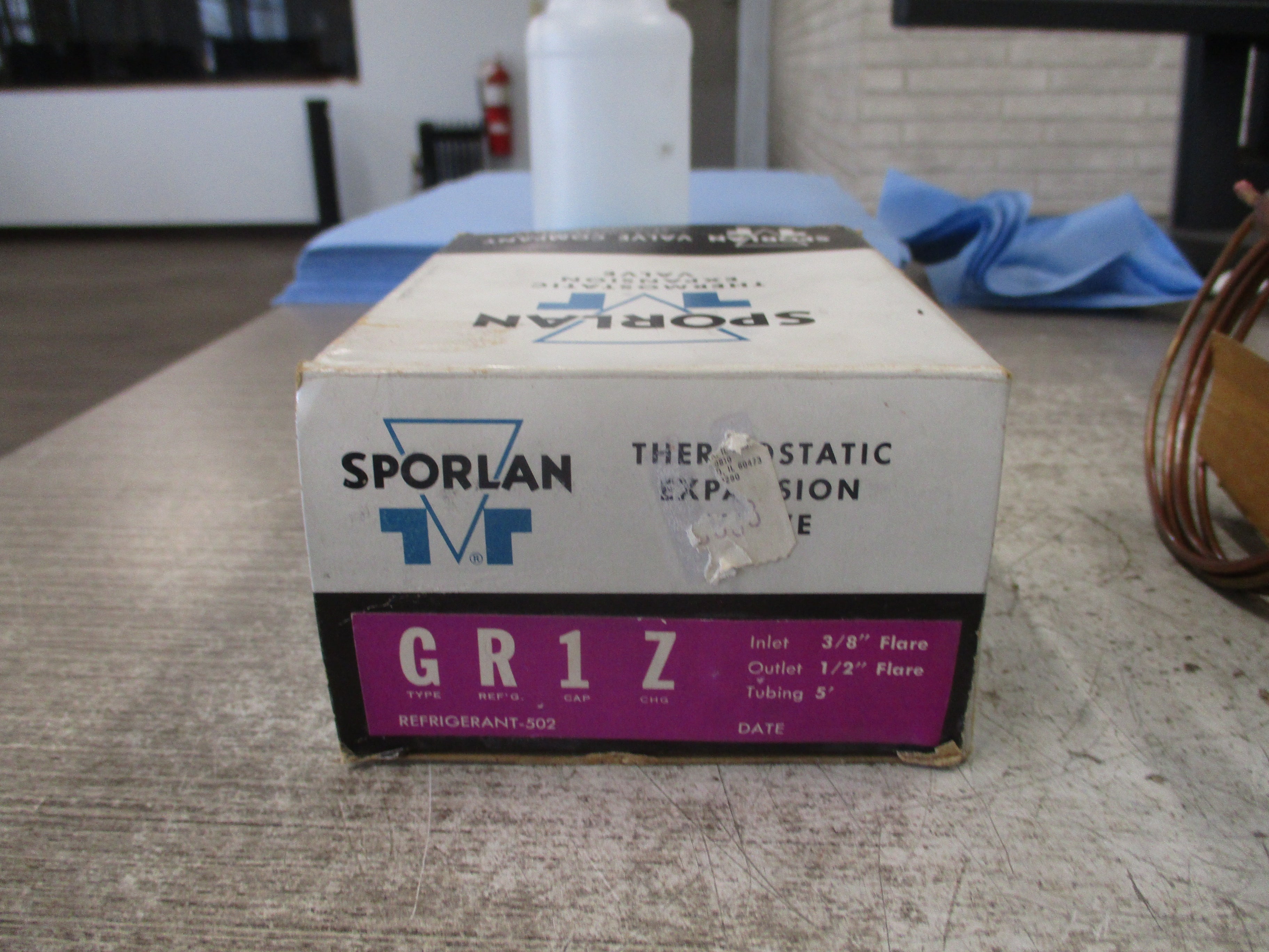 Sporlan Thermostatic Expansion Valve GR1Z Inlet: 3/8" Flare Outlet: 1/2" Flare