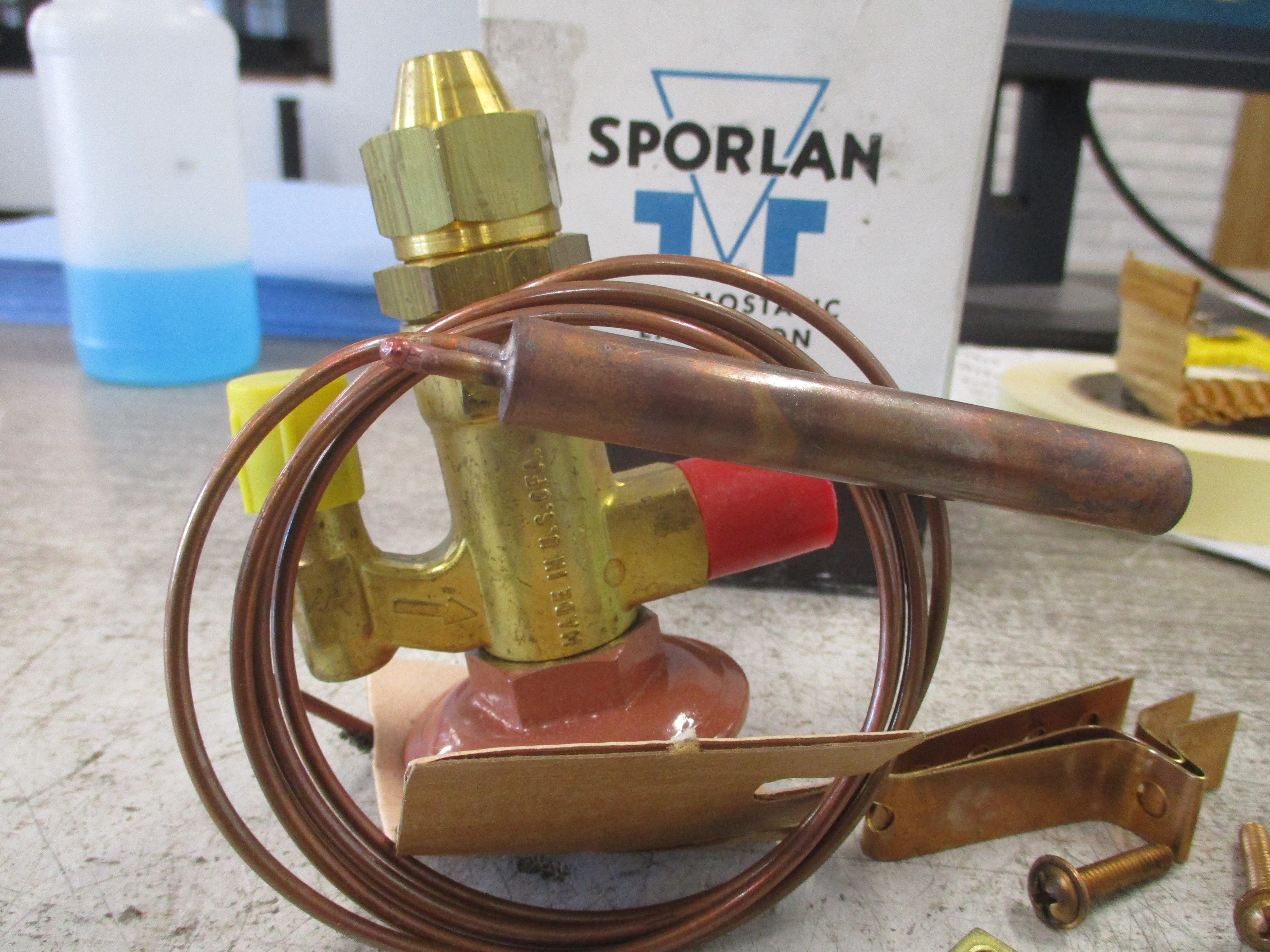 Sporlan Thermostatic Expansion Valve GR1Z Inlet: 3/8" Flare Outlet: 1/2" Flare