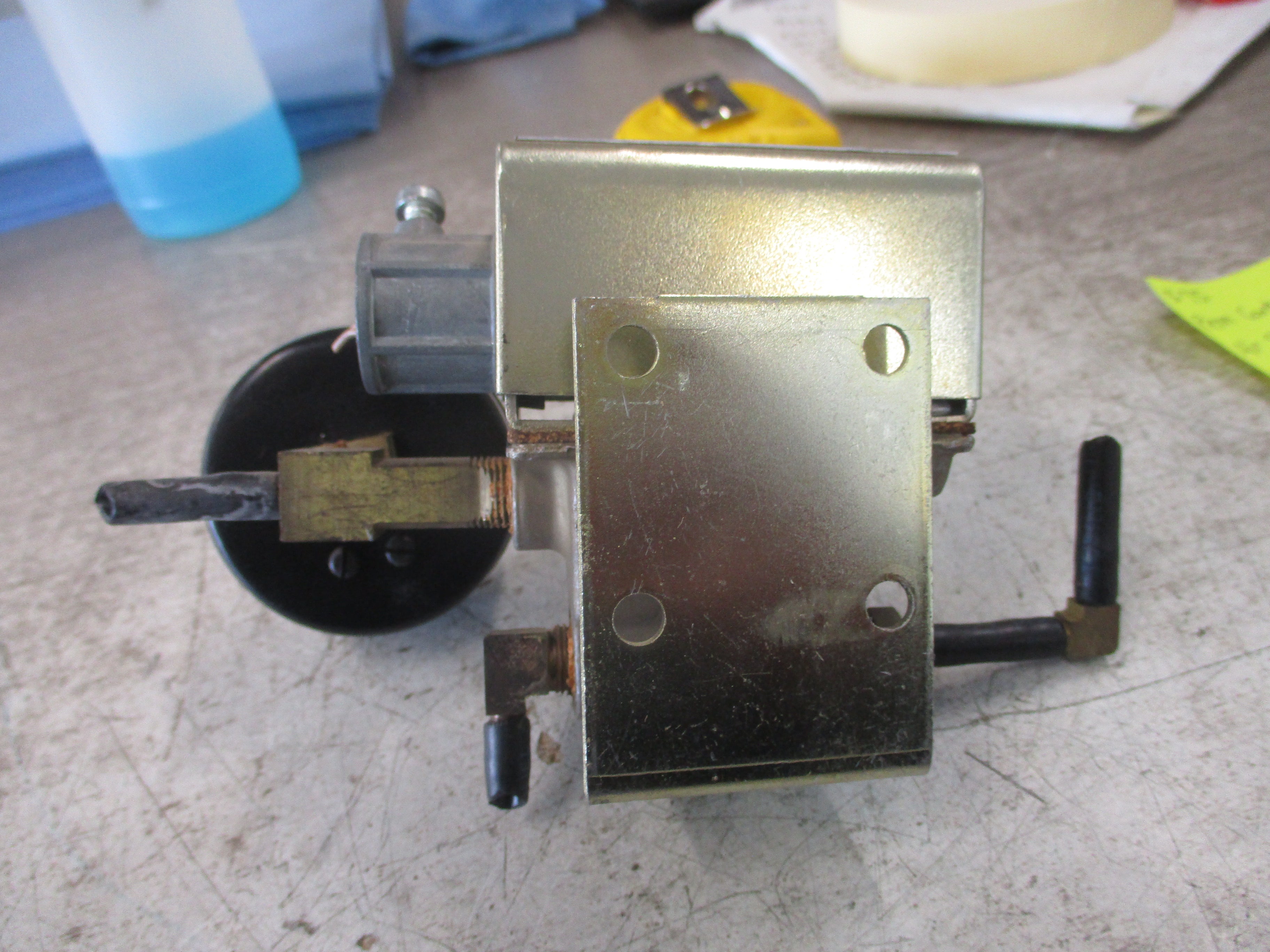 Penn Controls Air Shut-Off Valve V11HGA-100 24V 50/60Hz 6W 30 PSI