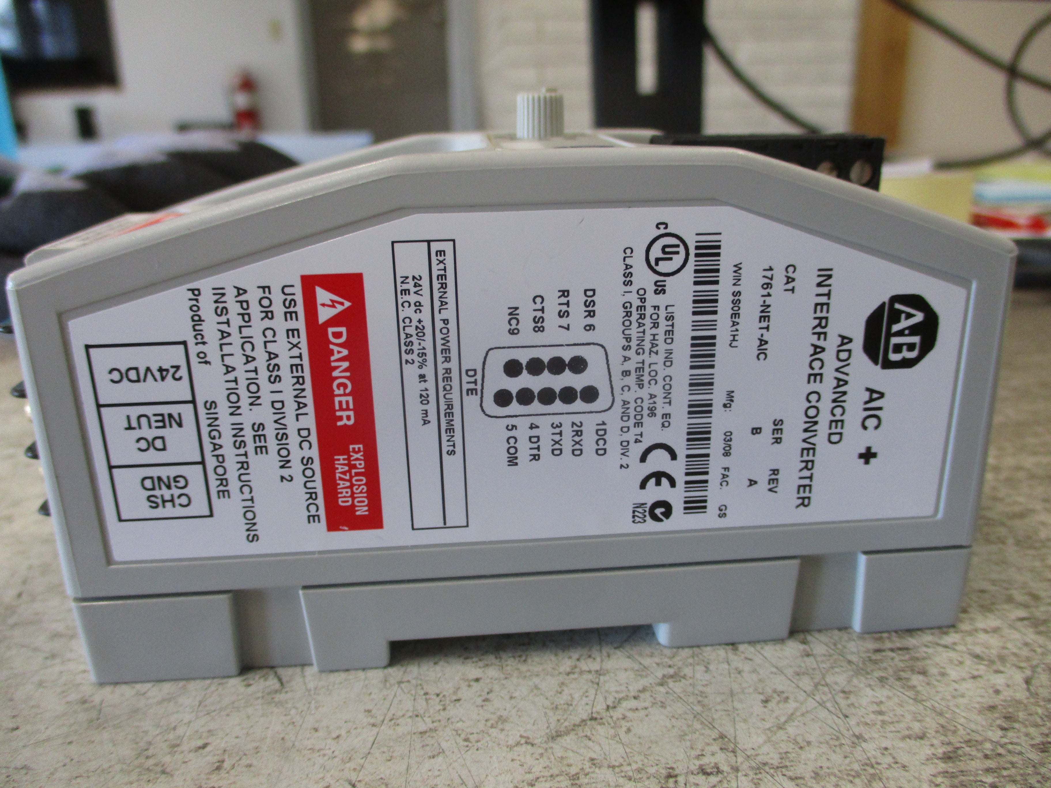 Allen-Bradley Advanced Interface Converter 1761-NET-AIC Ser. B Rev. A