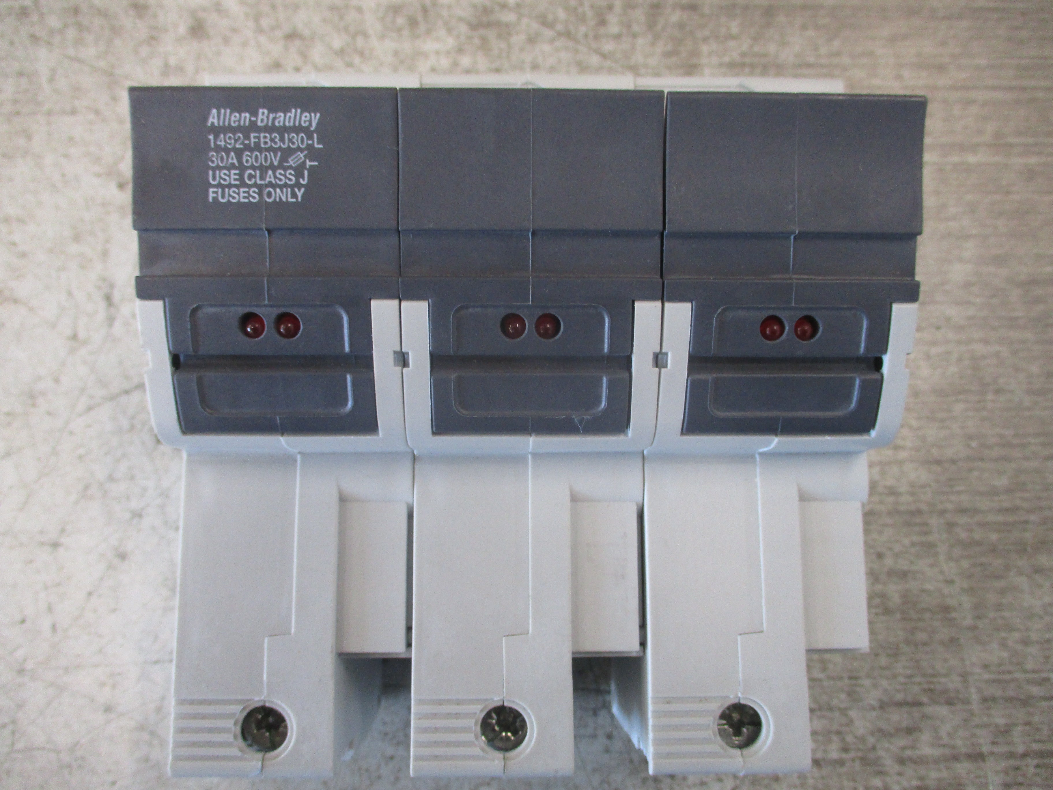 Allen-Bradley Fuse Holder 1492-FB3J30-L 30A 600V 3P Used