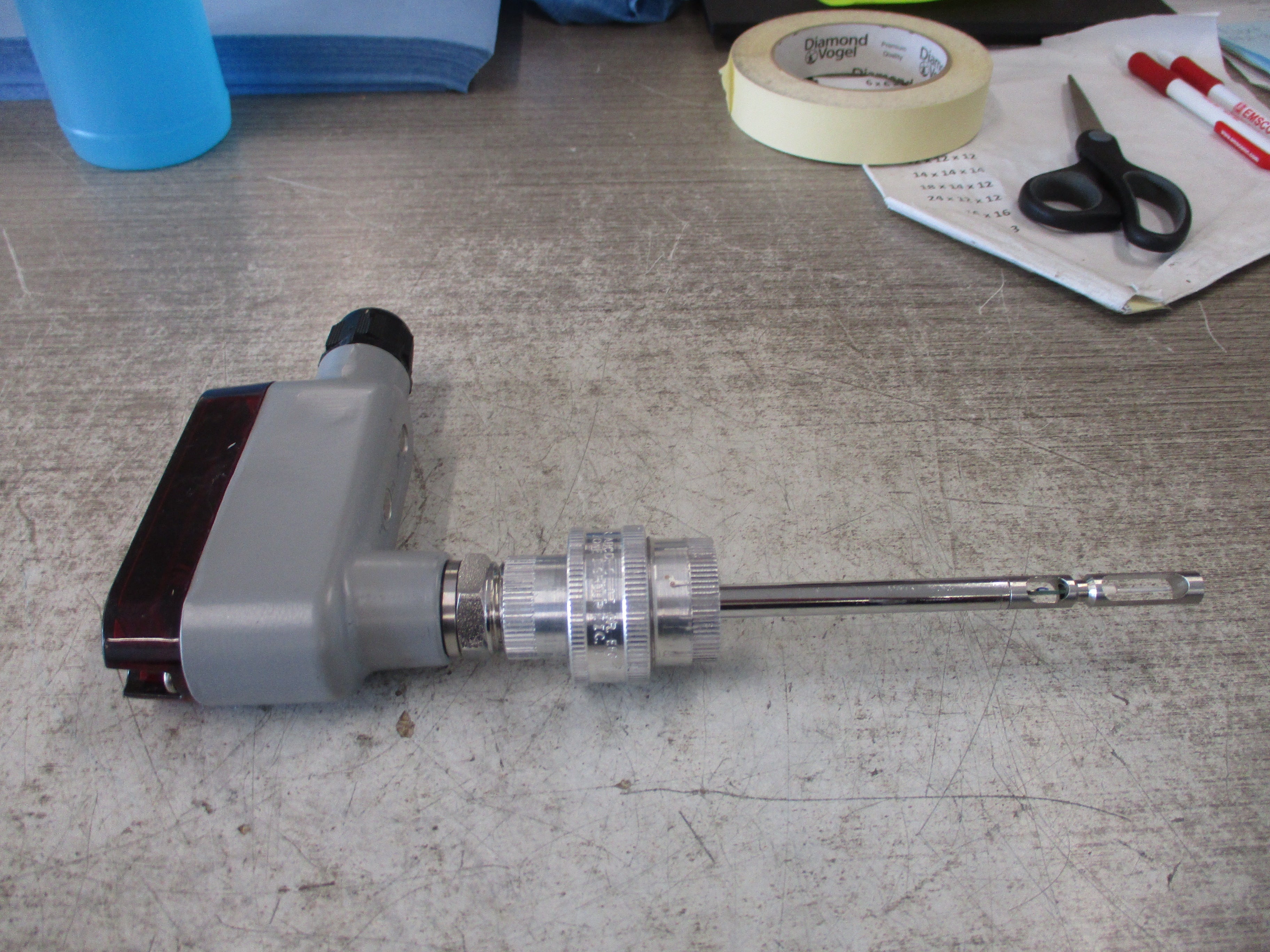 Dwyer Air Velocity Transmitter 641-6-LED Used