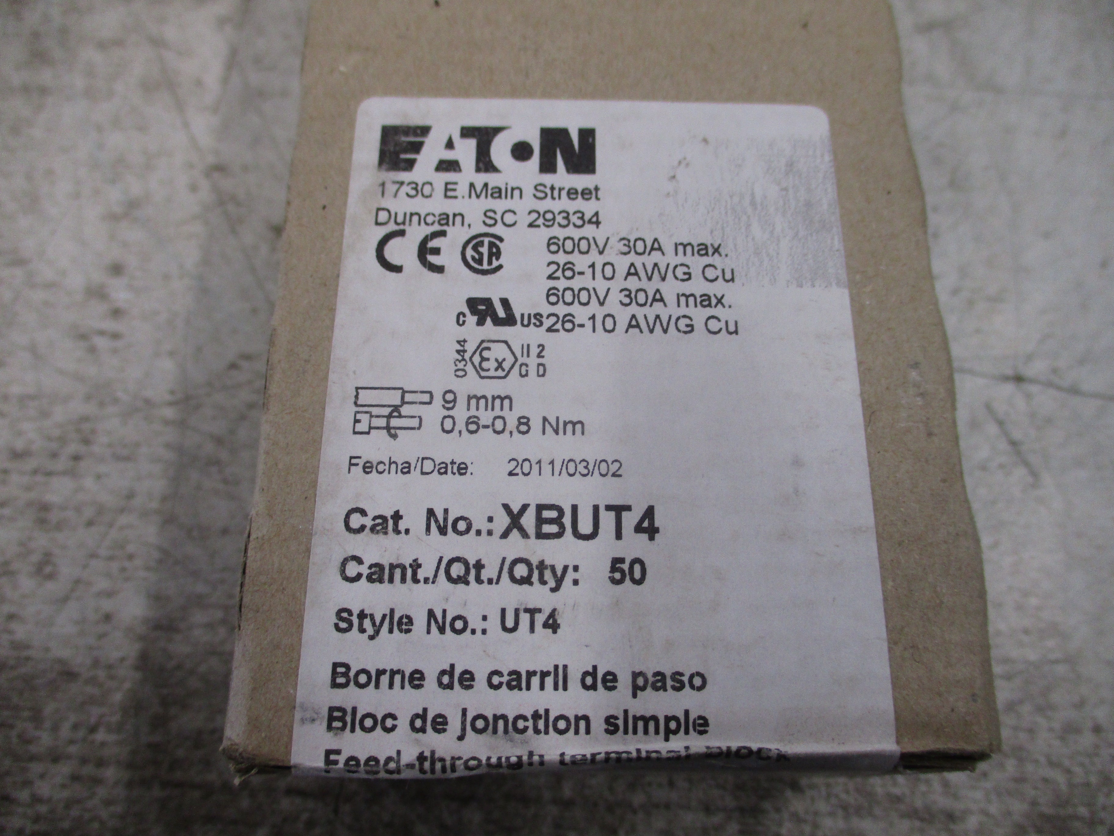 Eaton Feed-Through Terminal Block XBUT4 *Box of 50* New Surplus