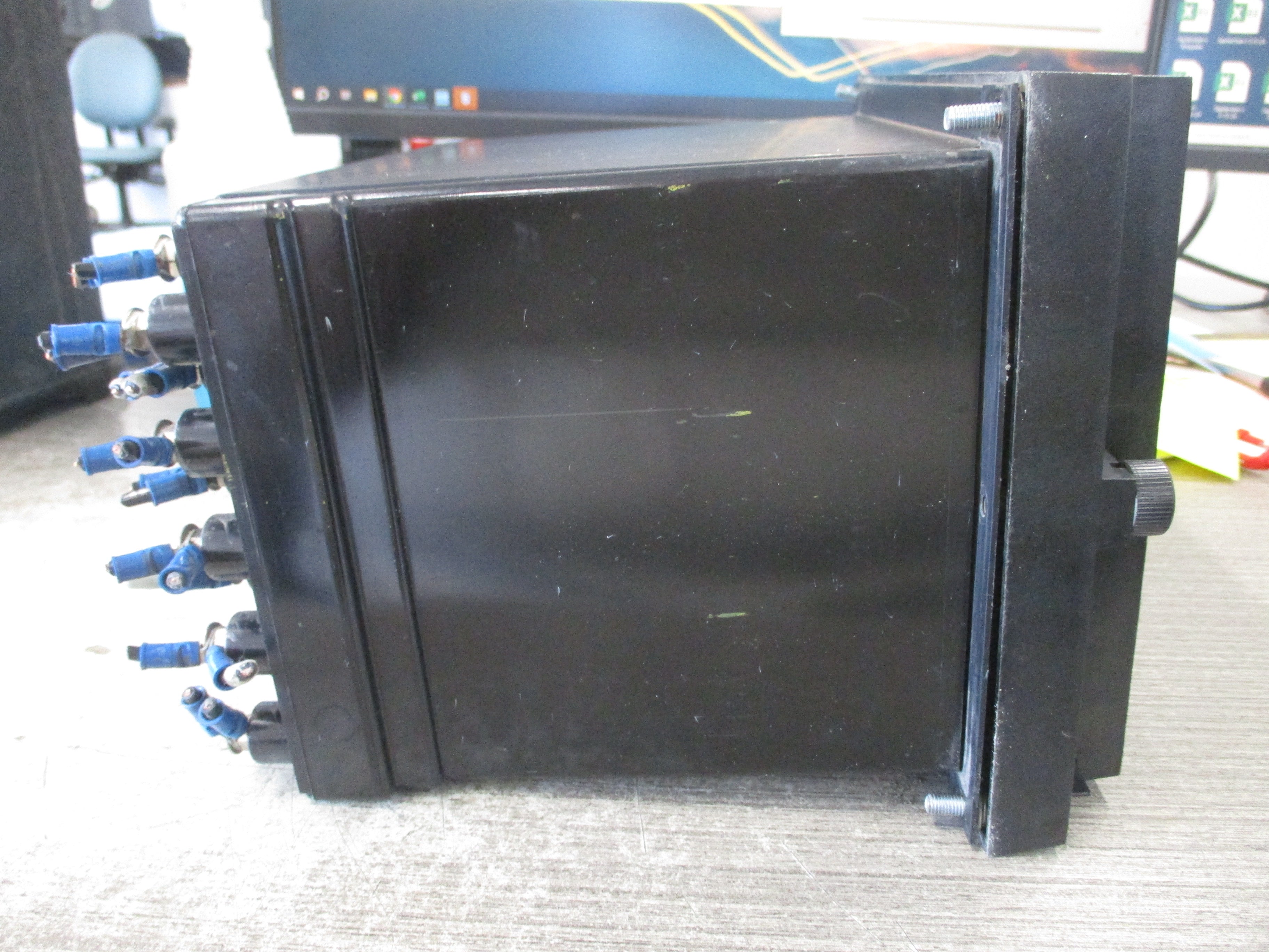 Basler Electric BE1-47N Voltage Phase sequence Relay E3F E1R C3T3F Used