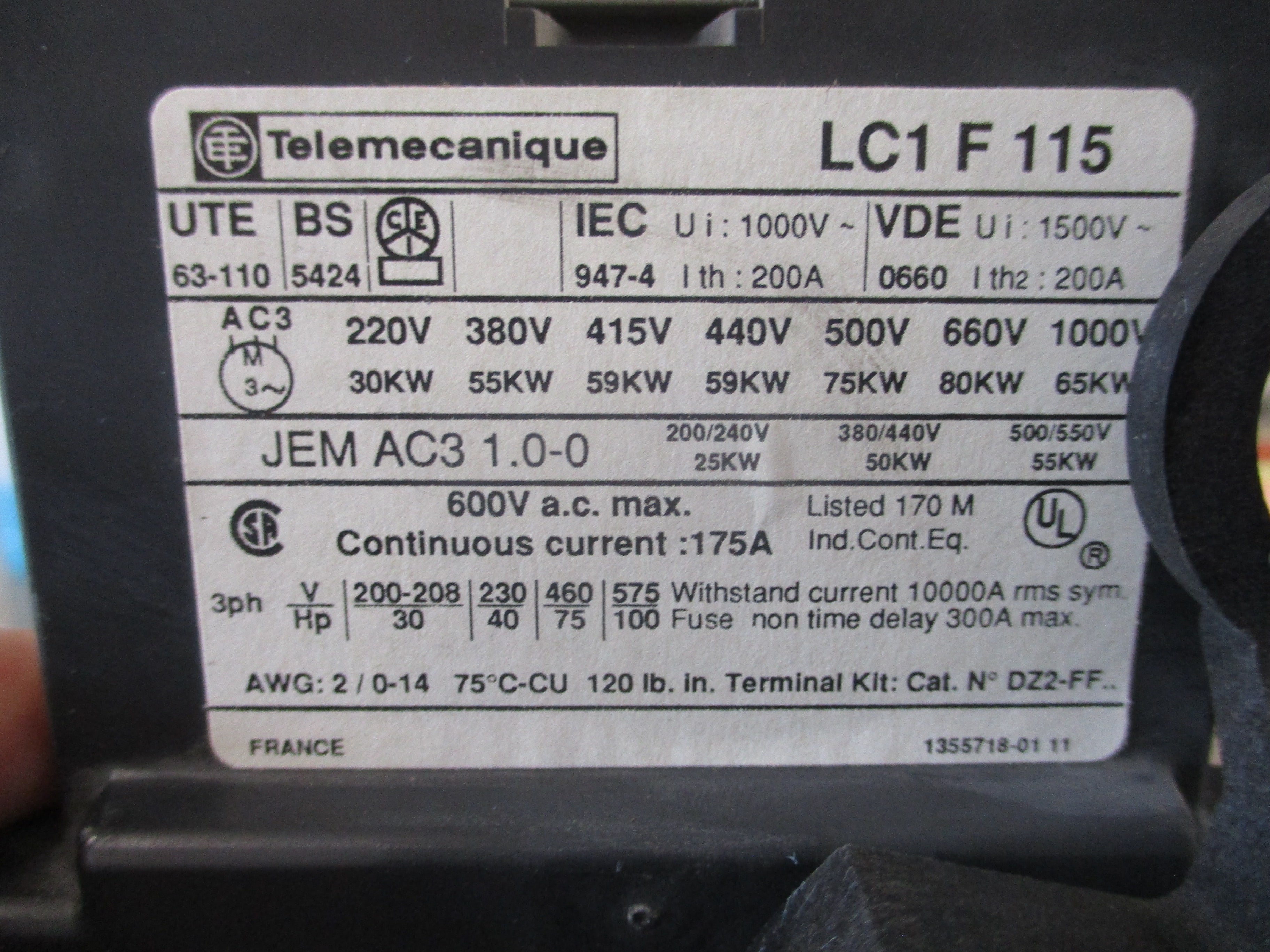 Telemecanique Contactor w/ 2 Aux Blocks LC1F115 115-120V Coil Used