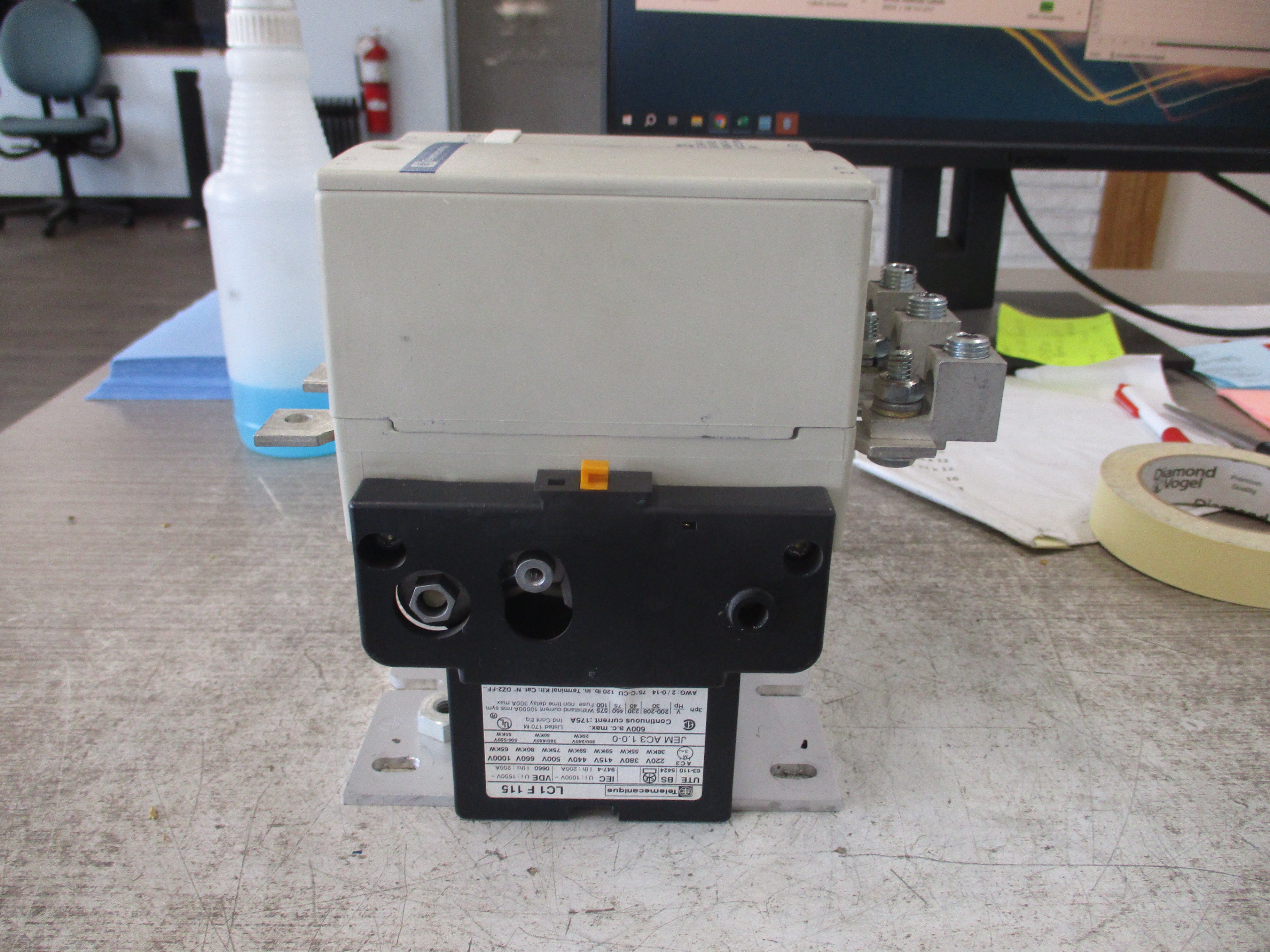 Telemecanique Contactor LC1F115 115-120V Coil w/ Aux Contact Block Used