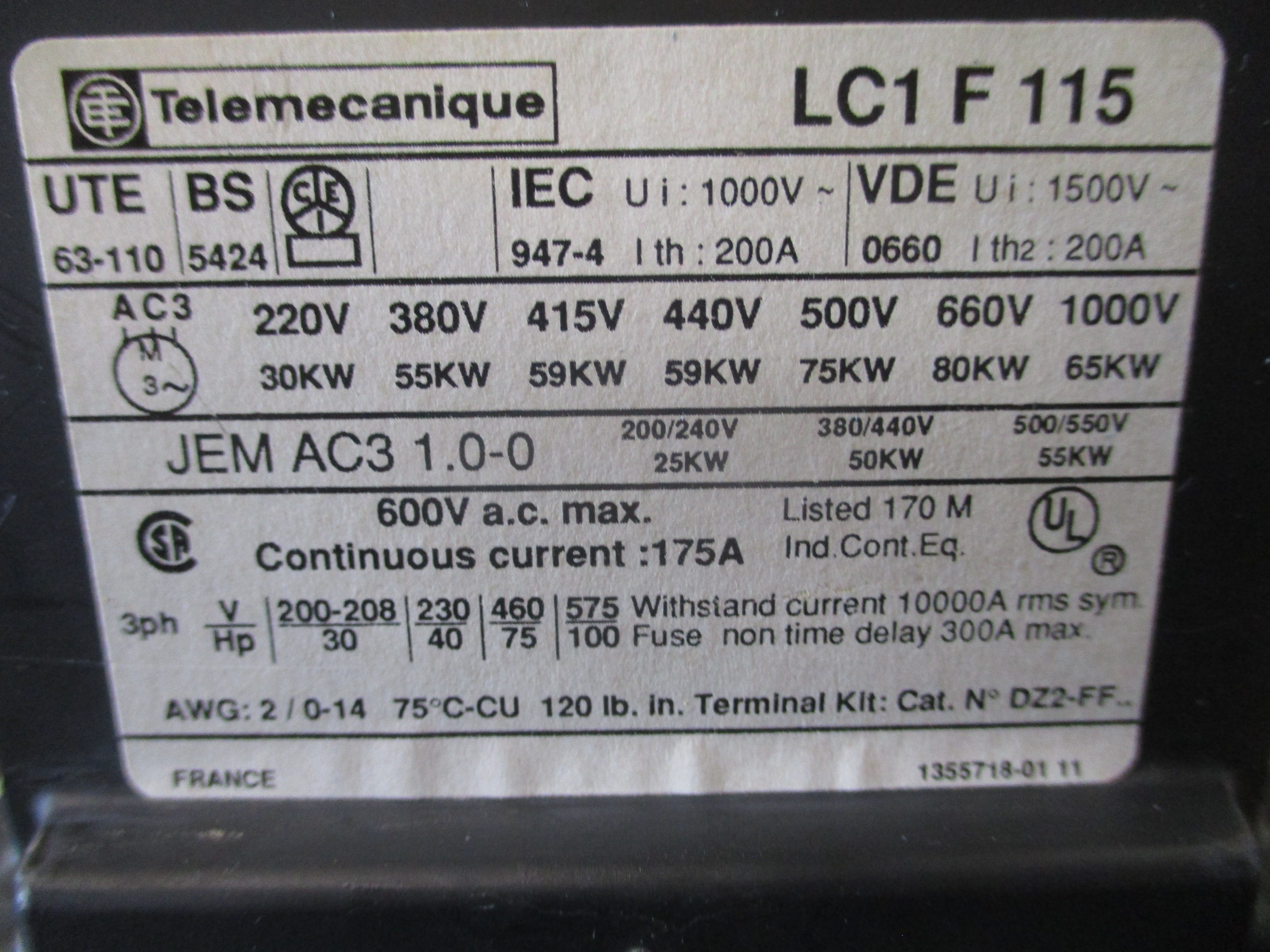 Telemecanique Contactor w/ 2 Aux Blocks LC1F115 115-120V Coil Used