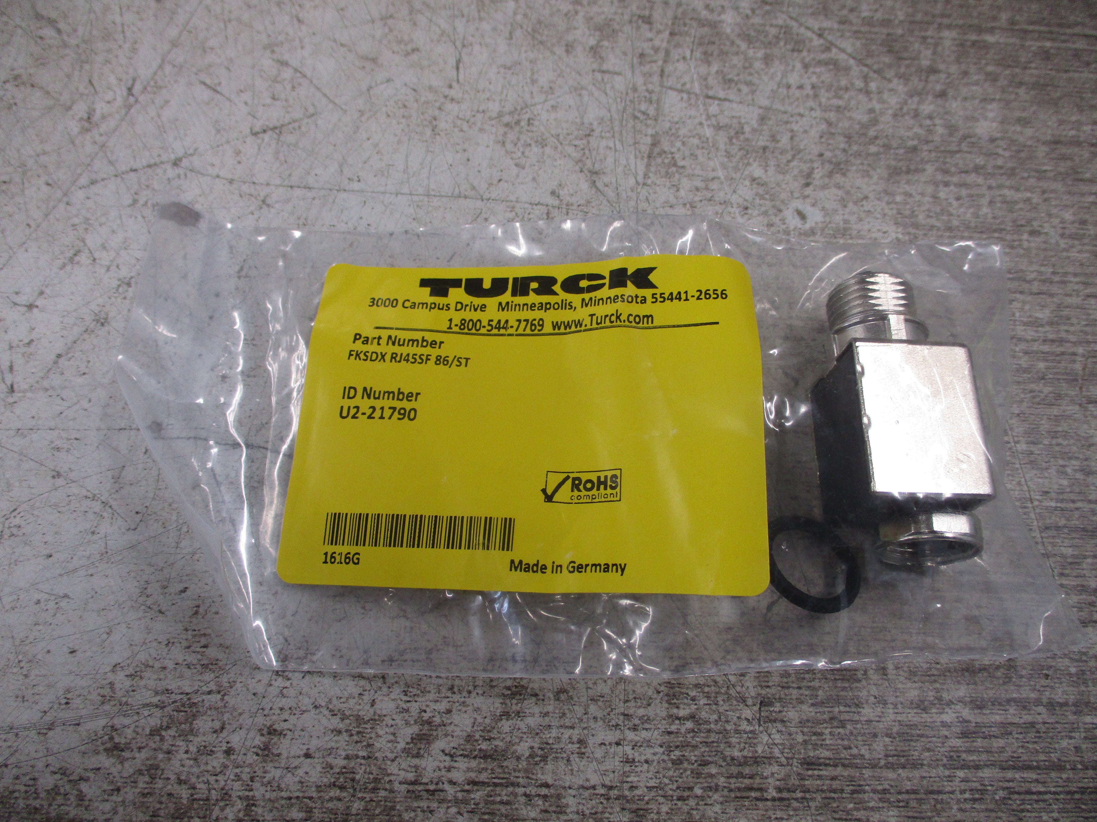 Turck Ethernet Accessory Extension Adaptor FKSDX RJ45SF 86/ST