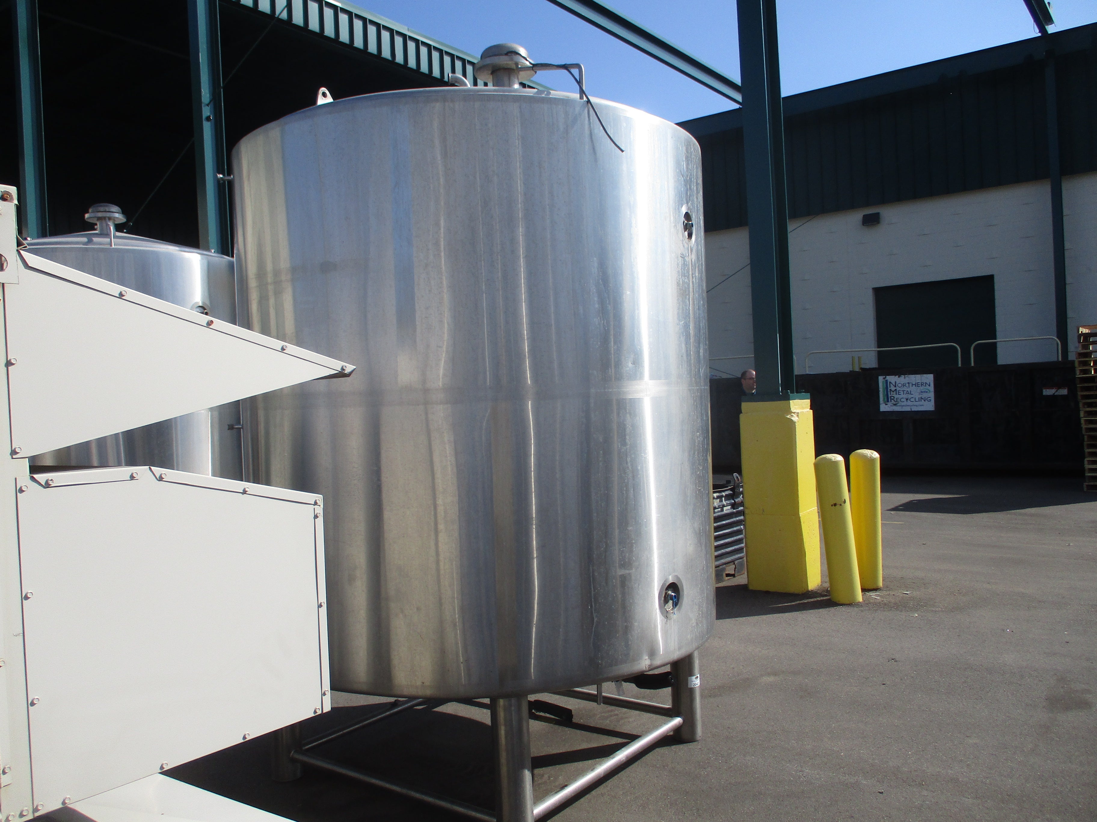 ABE/American Brewery Equipment Brite Tank 30 BBL Dim: Height 125 inches
