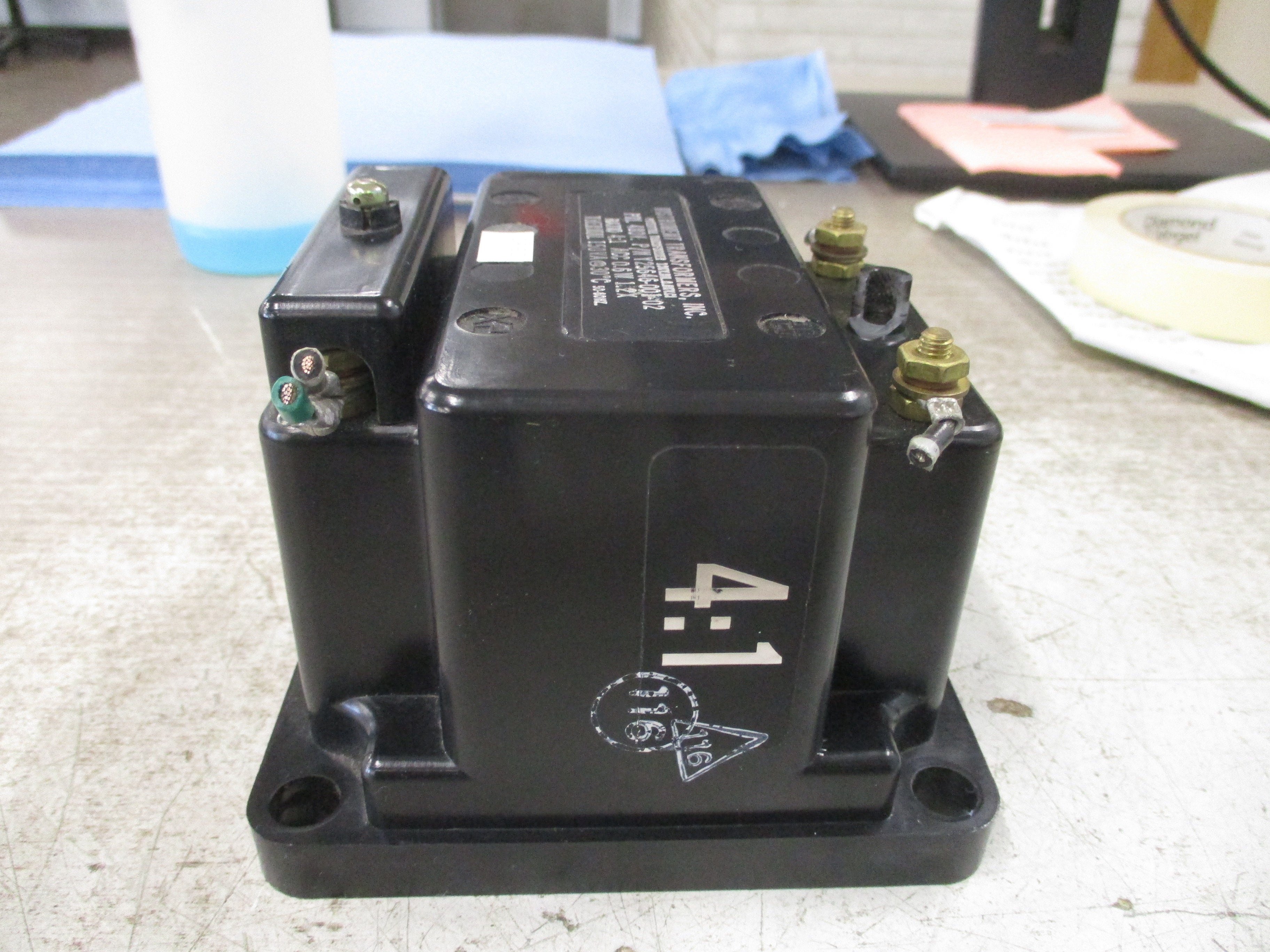 Instrument Transformers Potential Transformer Y25646-001-02 Pri: 480V Ratio 4:1