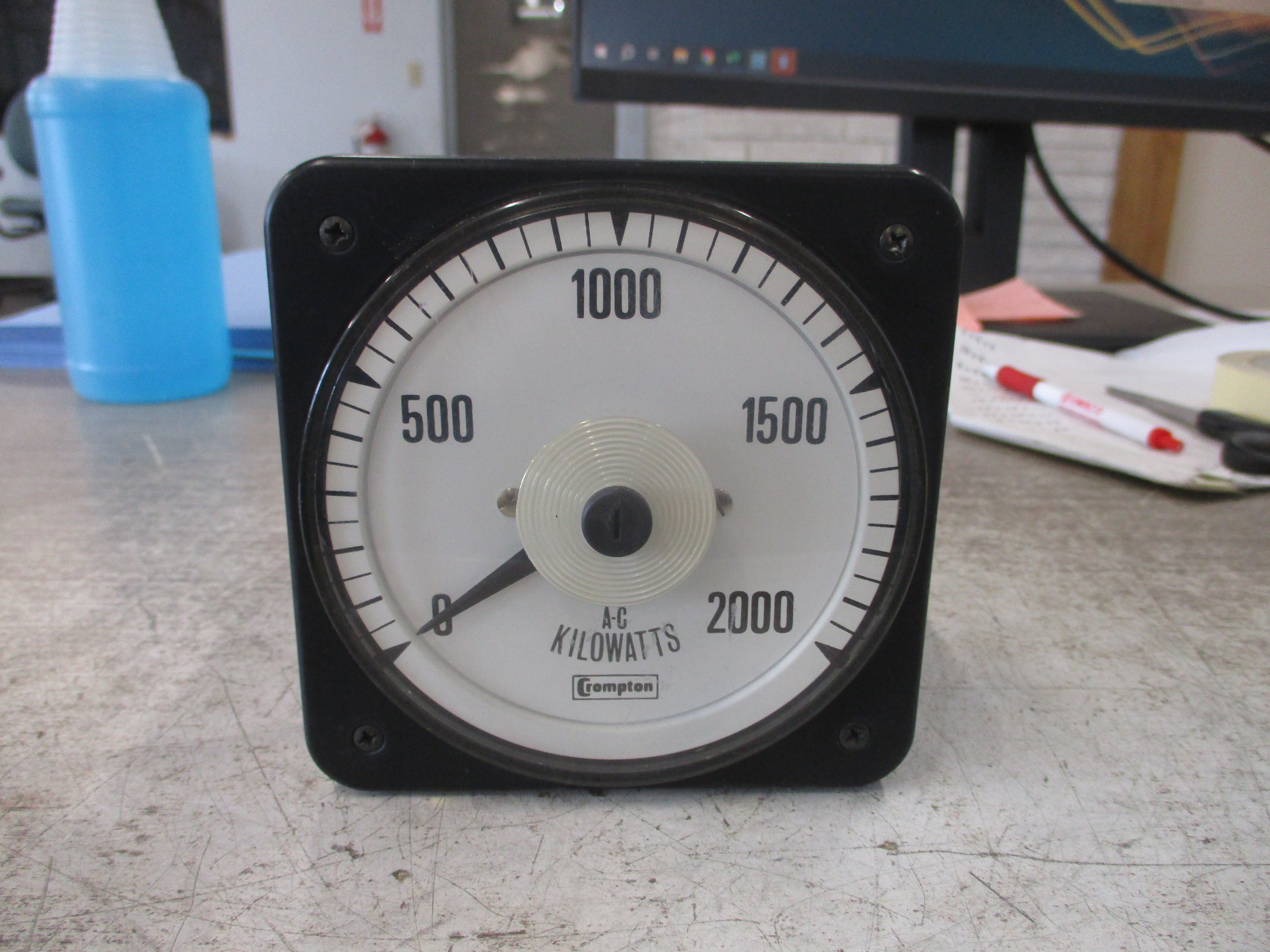 Crompton Kilowatt Meter 0772 Range: 0-2000KW Used