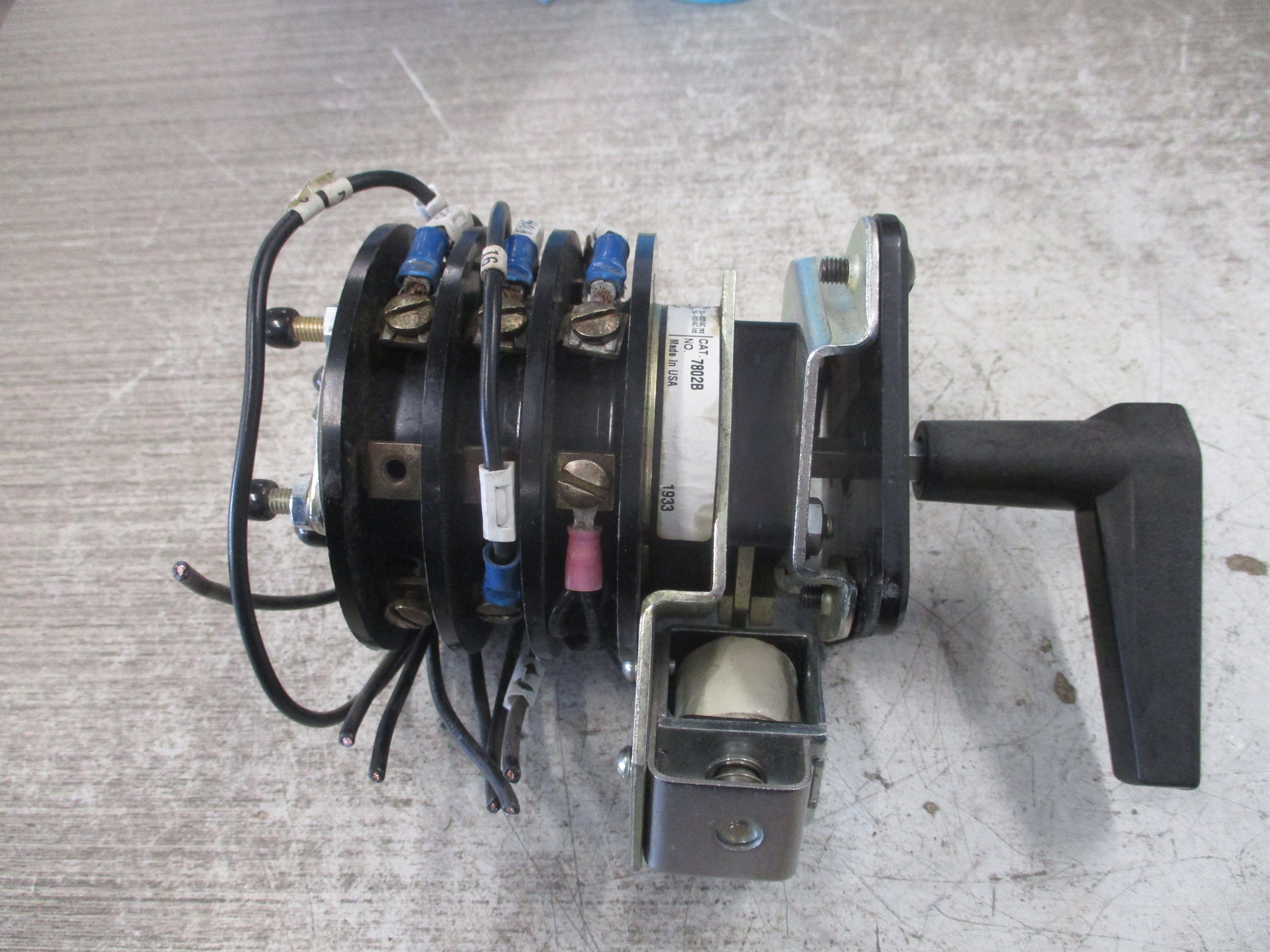 Electroswitch Lock-Out Relay Rotary Switch 7802B *Missing (8) Terminal Screws*