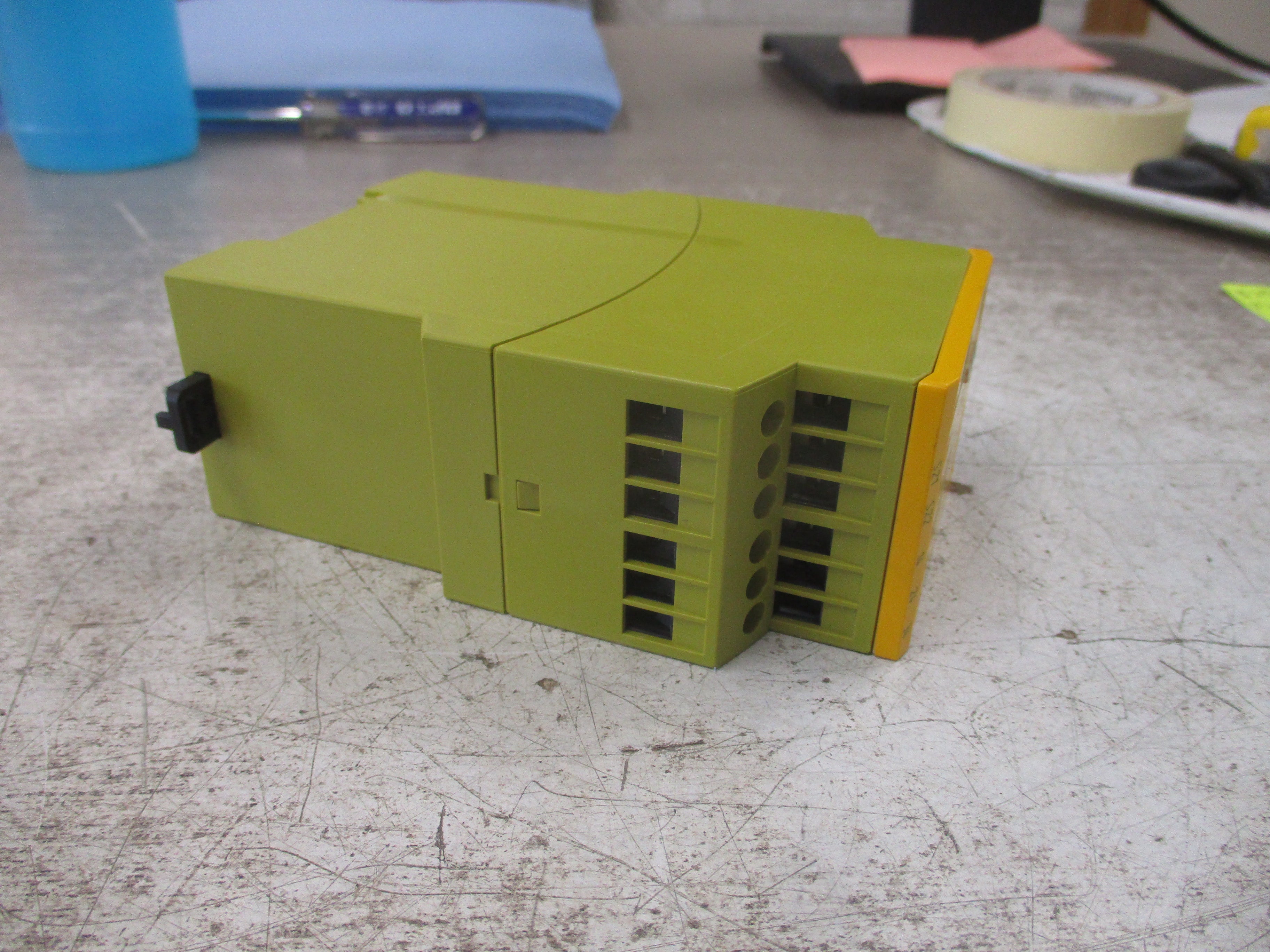 Pilz Safety Relay 774730 PNOZ X4 24VDC 3n/o 1n/c Used