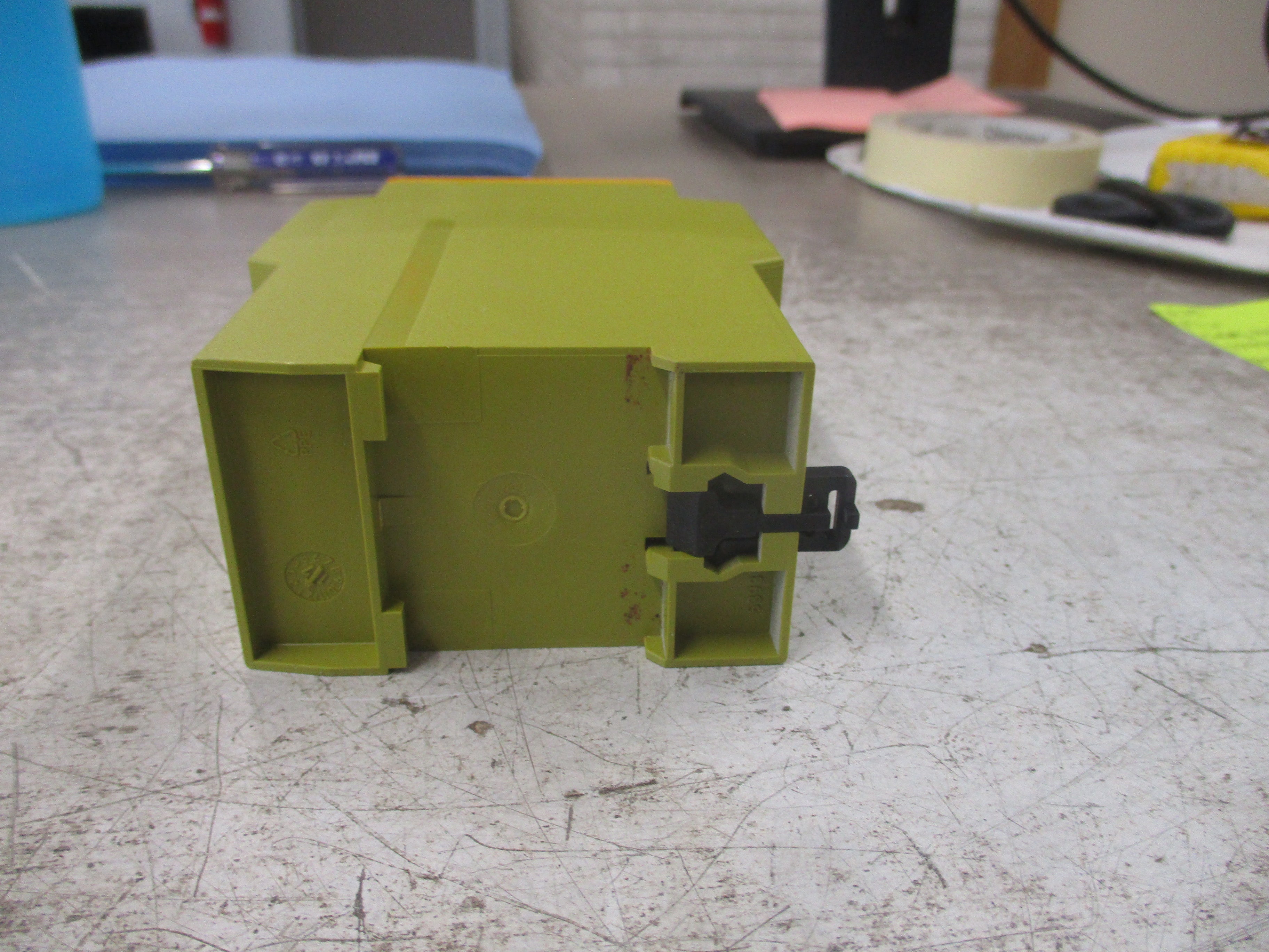 Pilz Safety Relay 774730 PNOZ X4 24VDC 3n/o 1n/c Used
