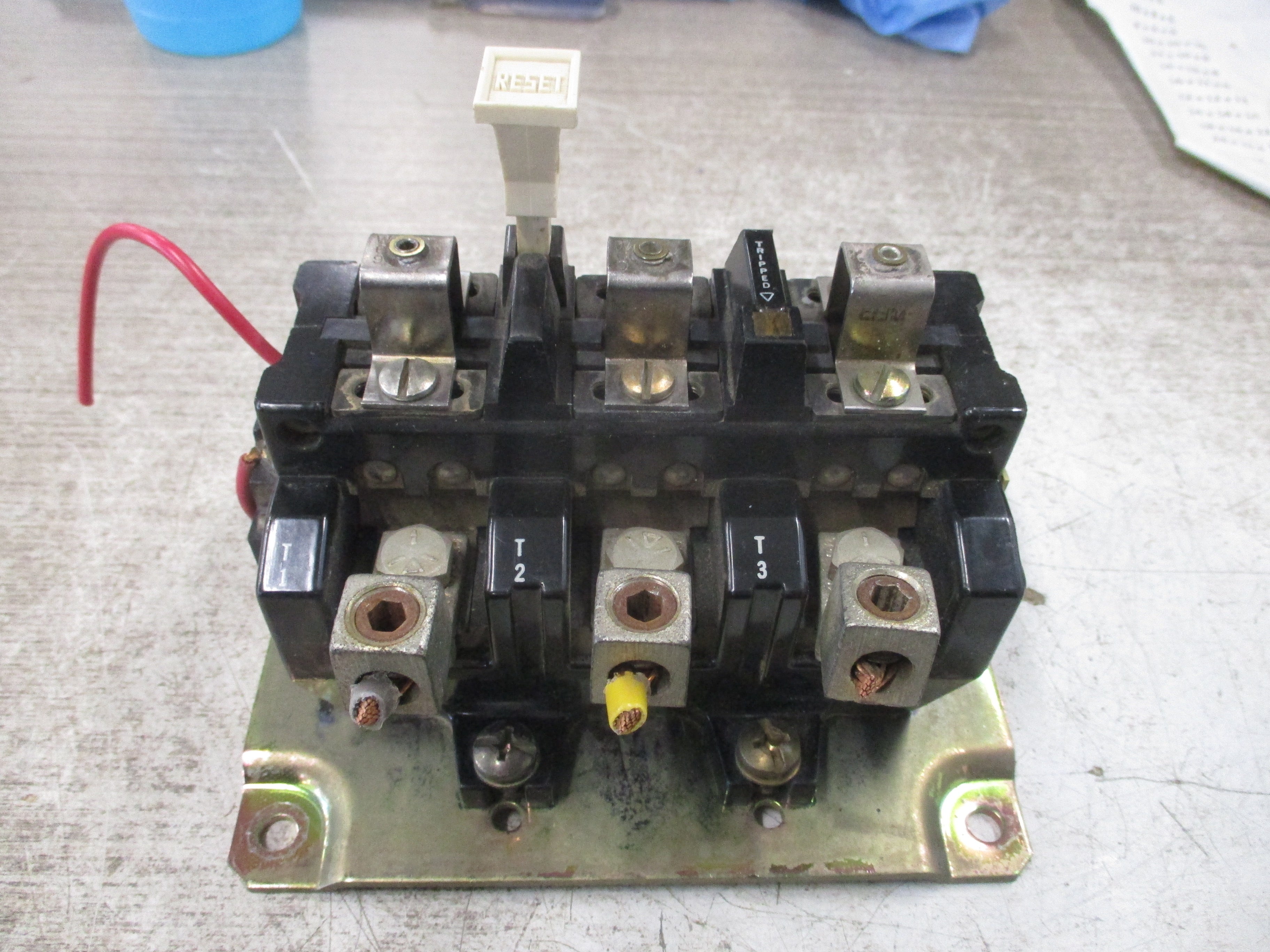 Allen-Bradley Overload Relay 592-DOV16 Ser. A 120-600V 3P Used