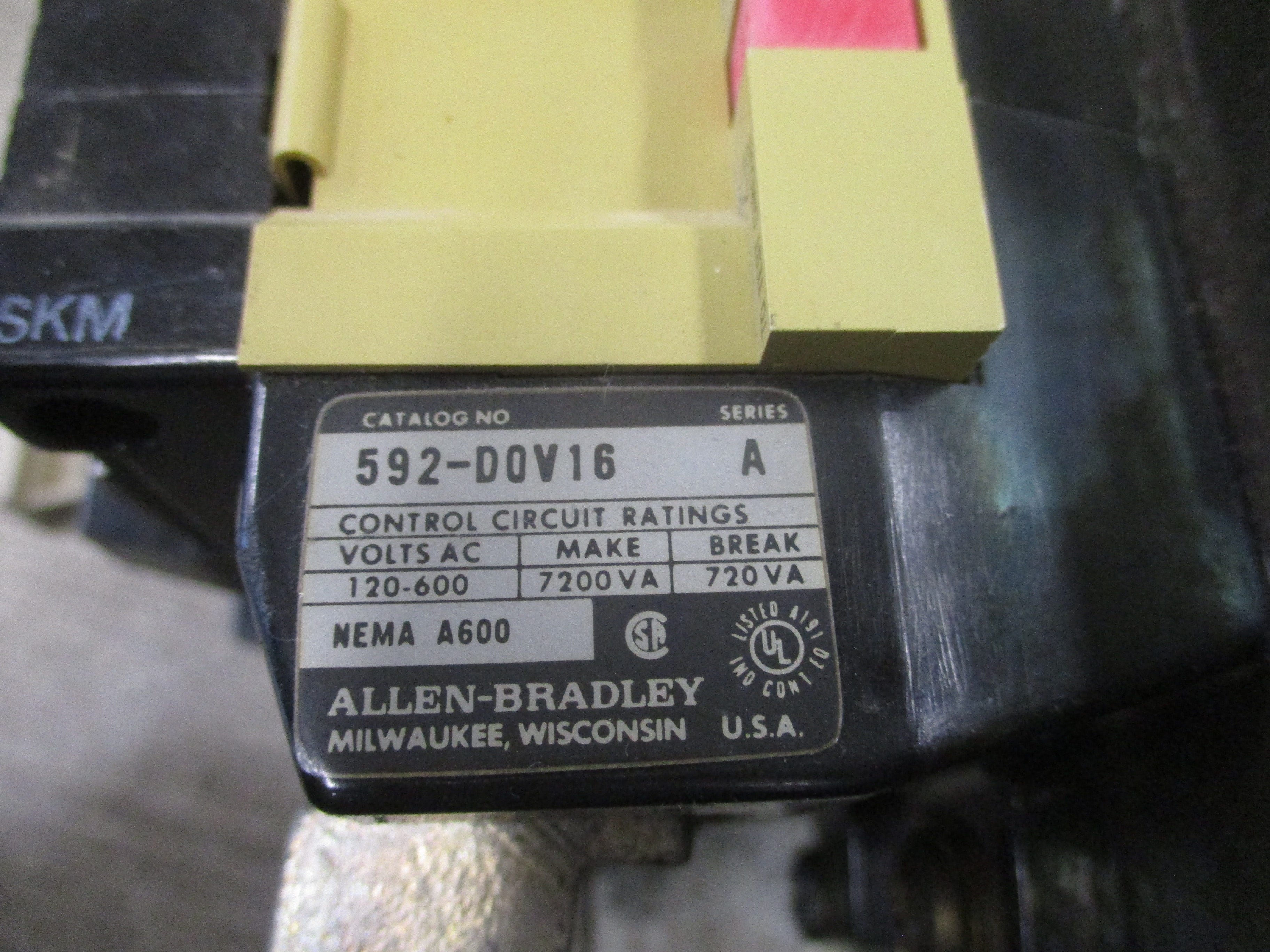 Allen-Bradley Overload Relay 592-DOV16 Ser. A 120-600V 3P Used