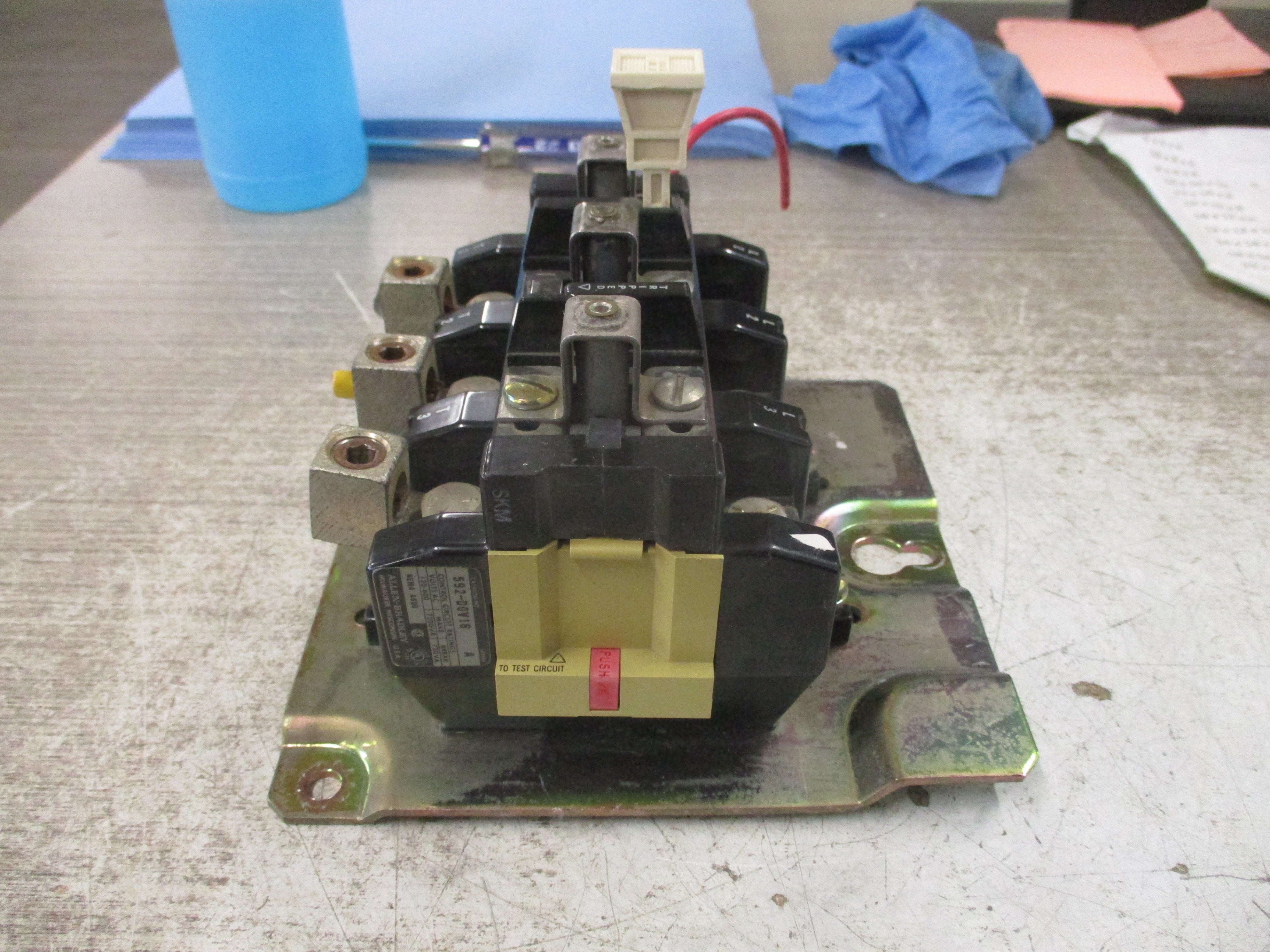 Allen-Bradley Overload Relay 592-DOV16 Ser. A 120-600V 3P Used