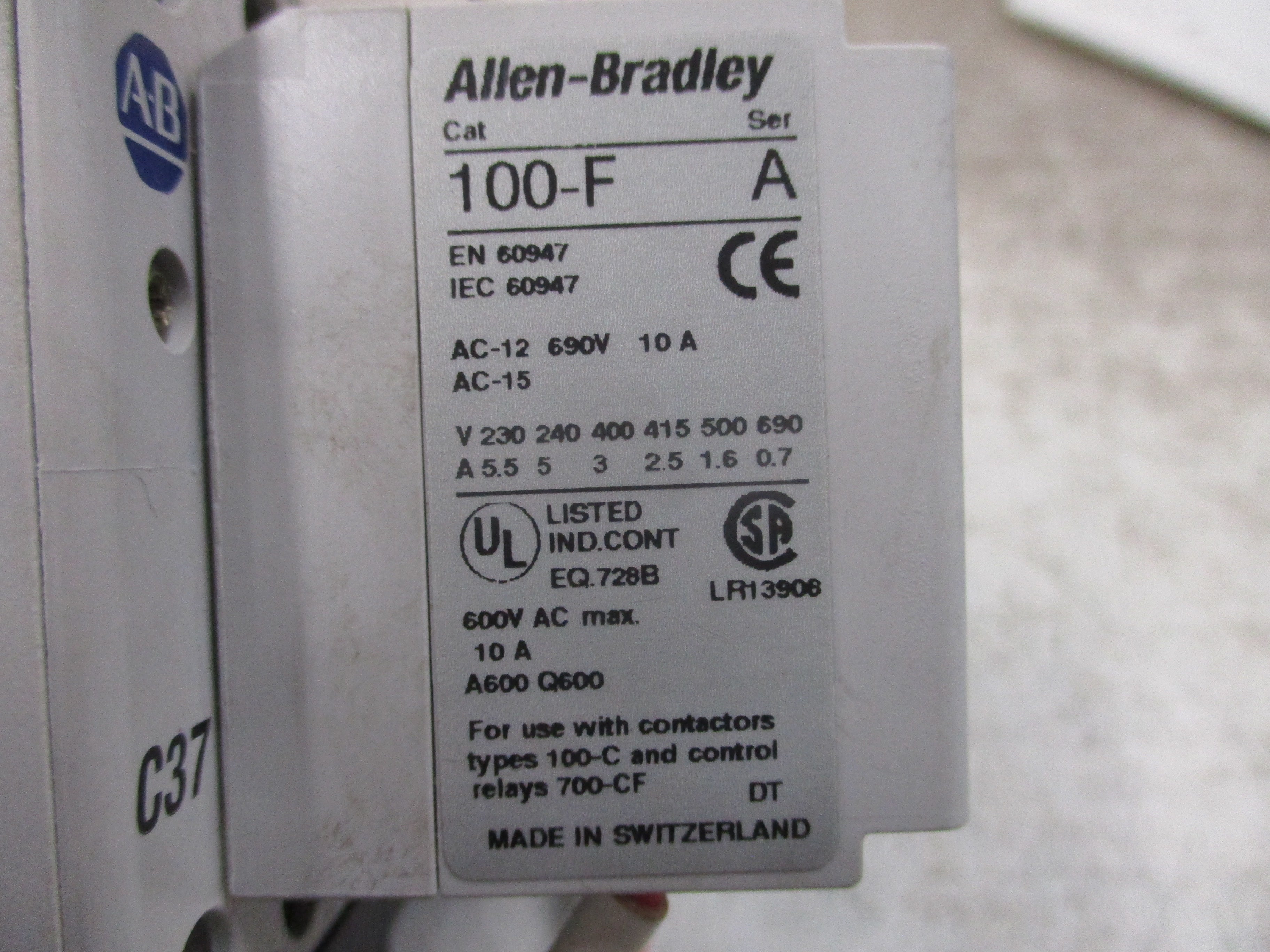 Allen-Bradley Reversing Starter 100-C37*00/193EA2HC 120V Coil Trip: 12-37A