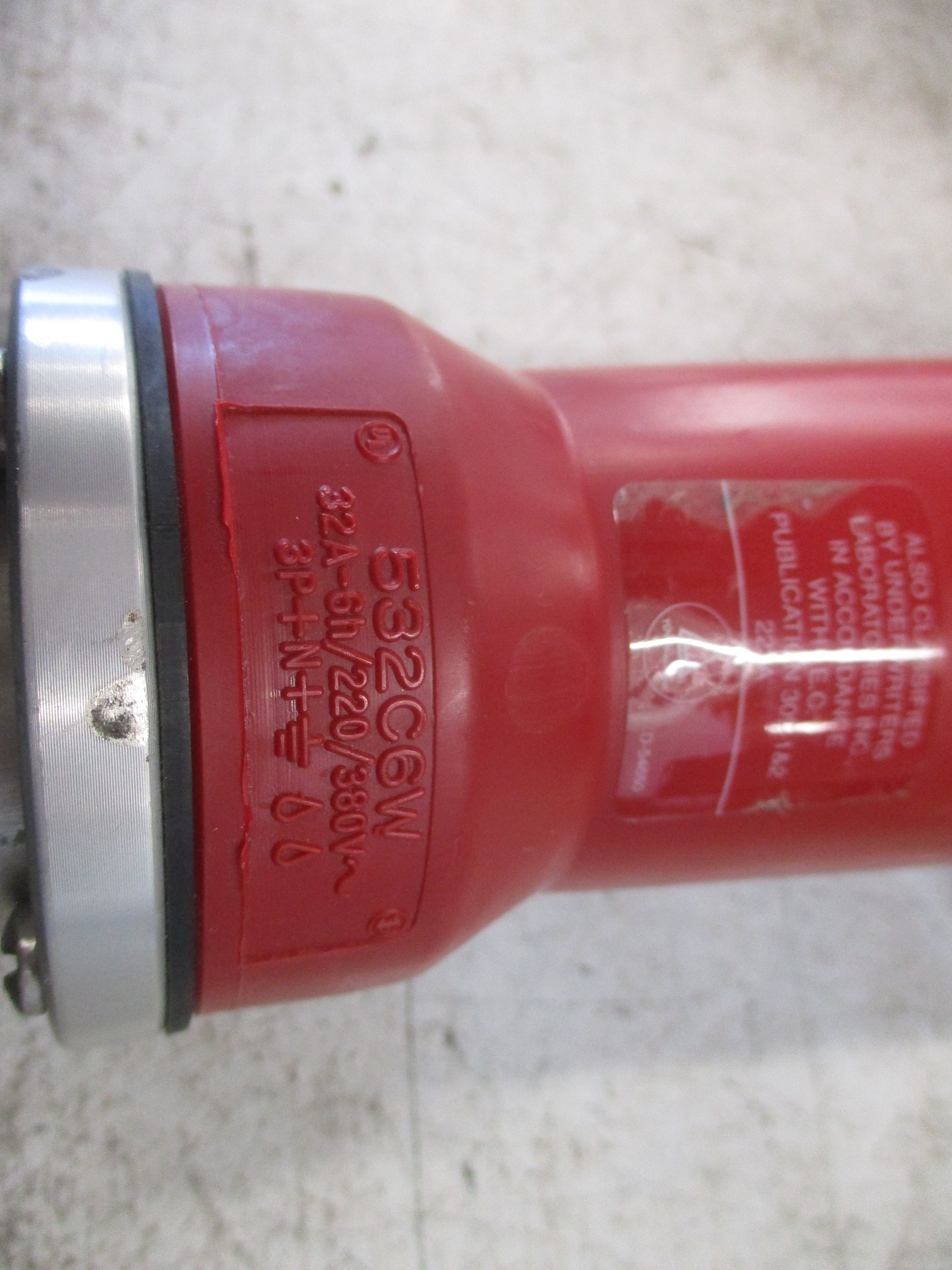 Hubbell Connector 532C6W 32A 220/380V *Conduit End* Used