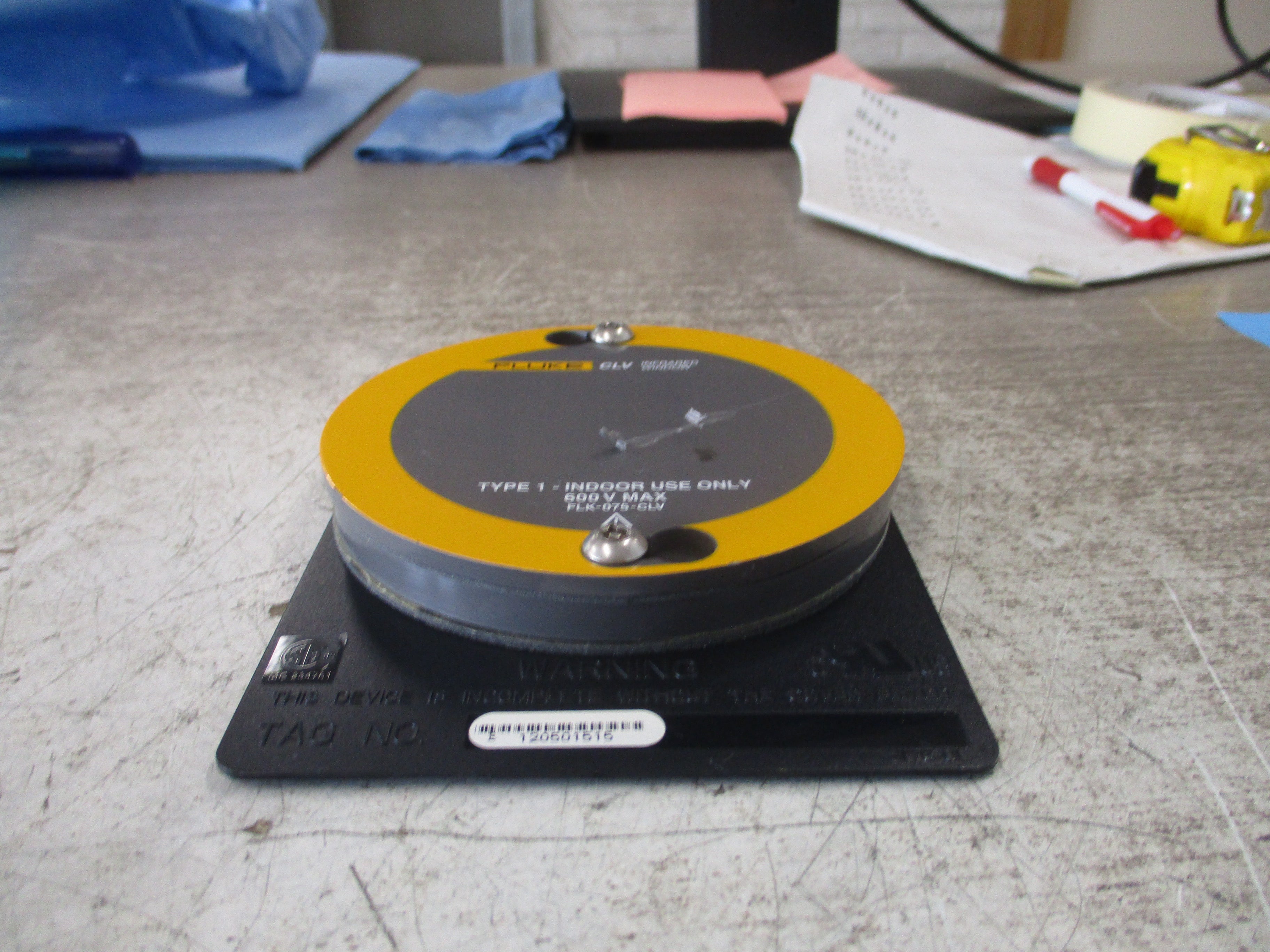 Fluke CLV Infrared Window FLK-075-CLV 600V *No Mounting Screws* Used