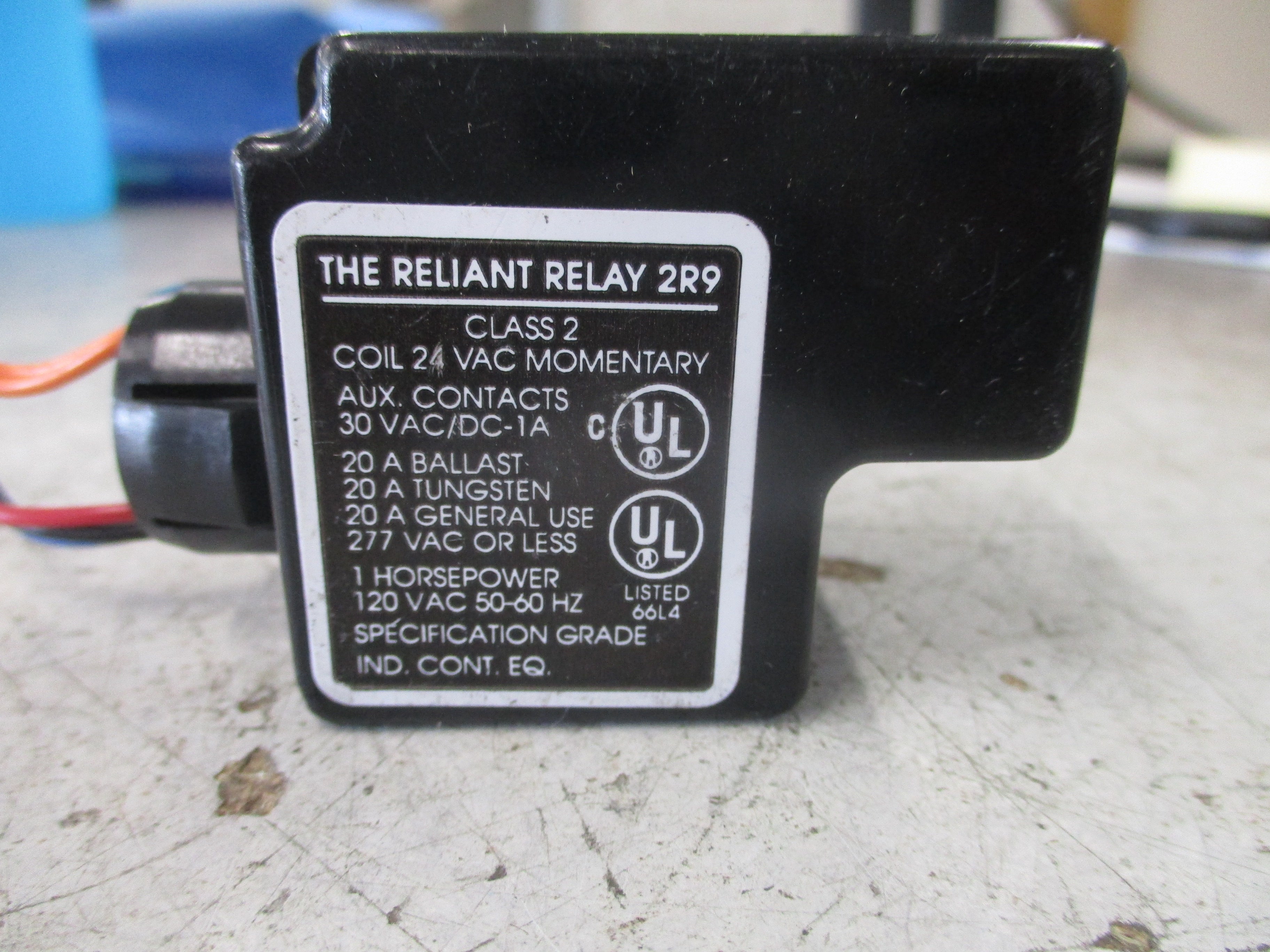The Reliant Relay Co. Momentary Relay 2R9 24V Coil Used