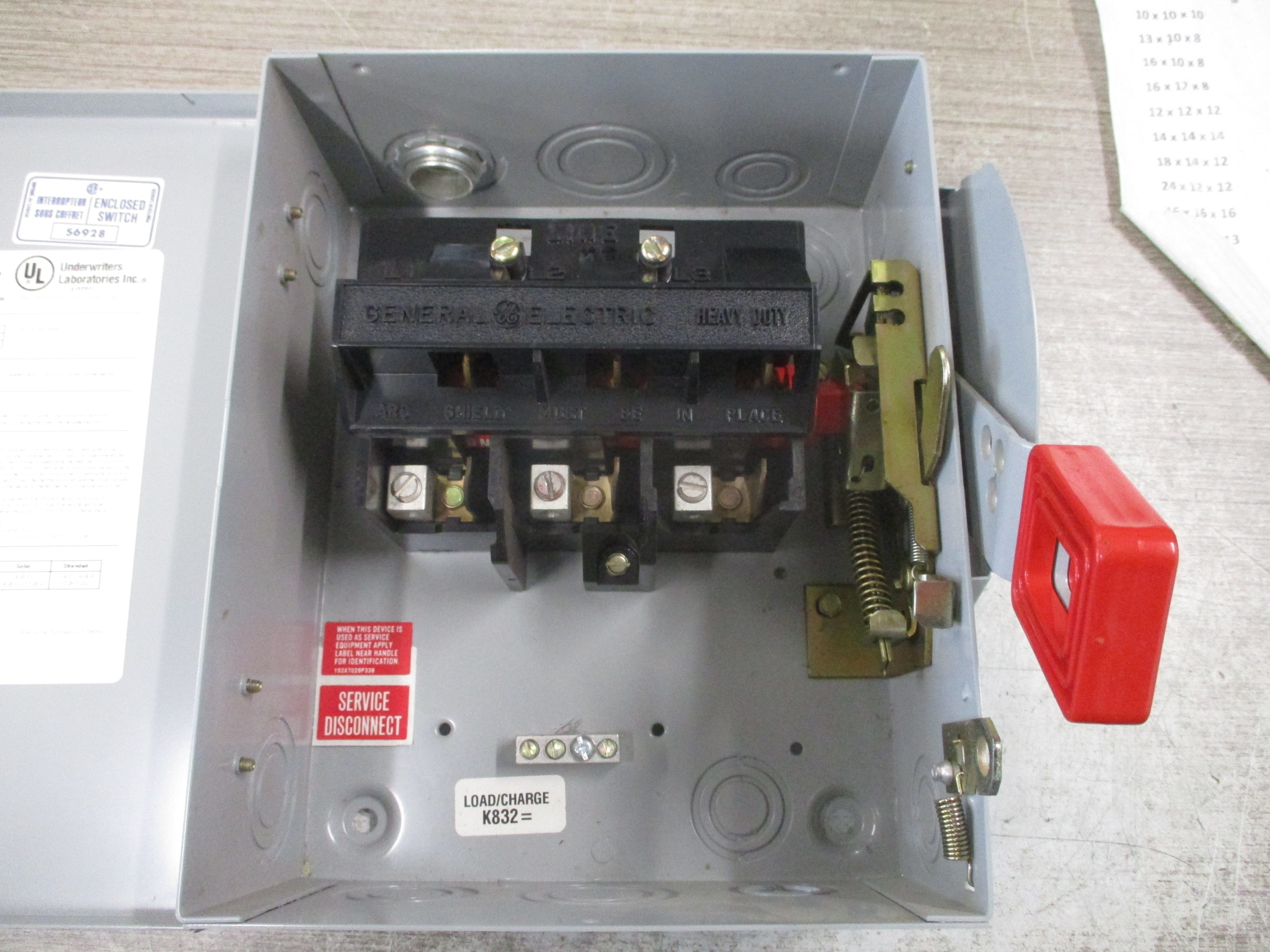 GE Non-Fusible Safety Switch THN3361 Mod. 10 30A 600V Used