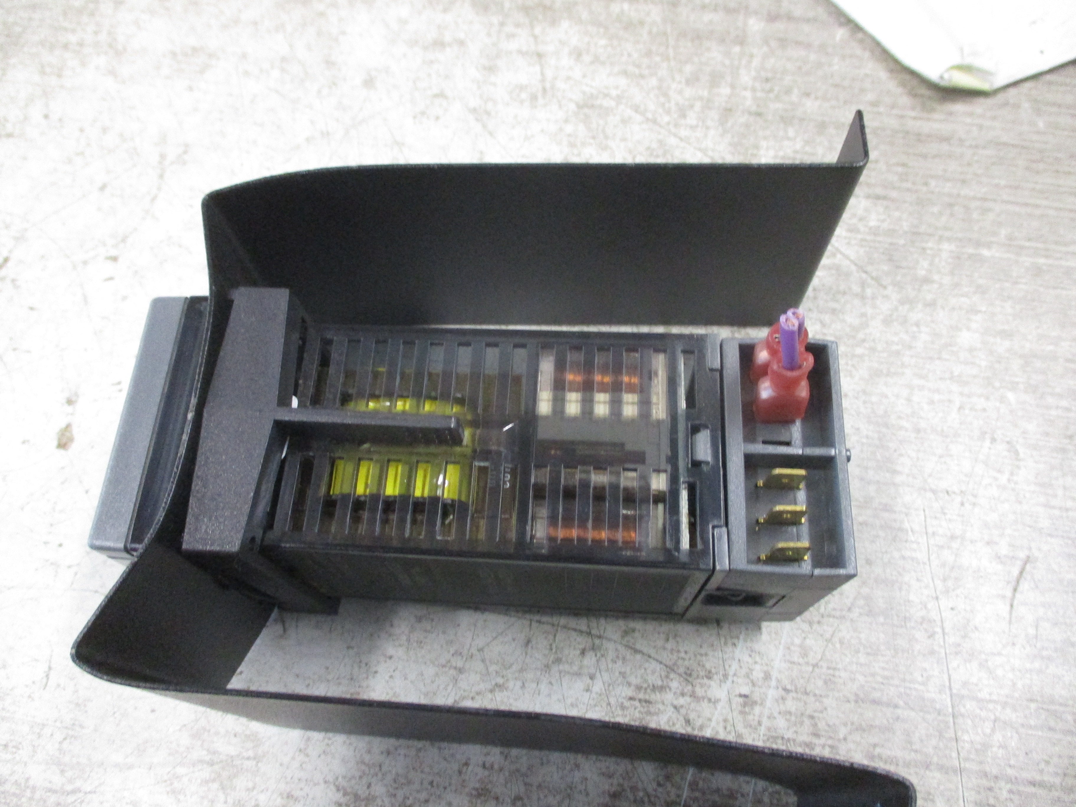 Omega CN9000A Series Temperature Controller CN9111A 115V 50-60Hz 6VA Used
