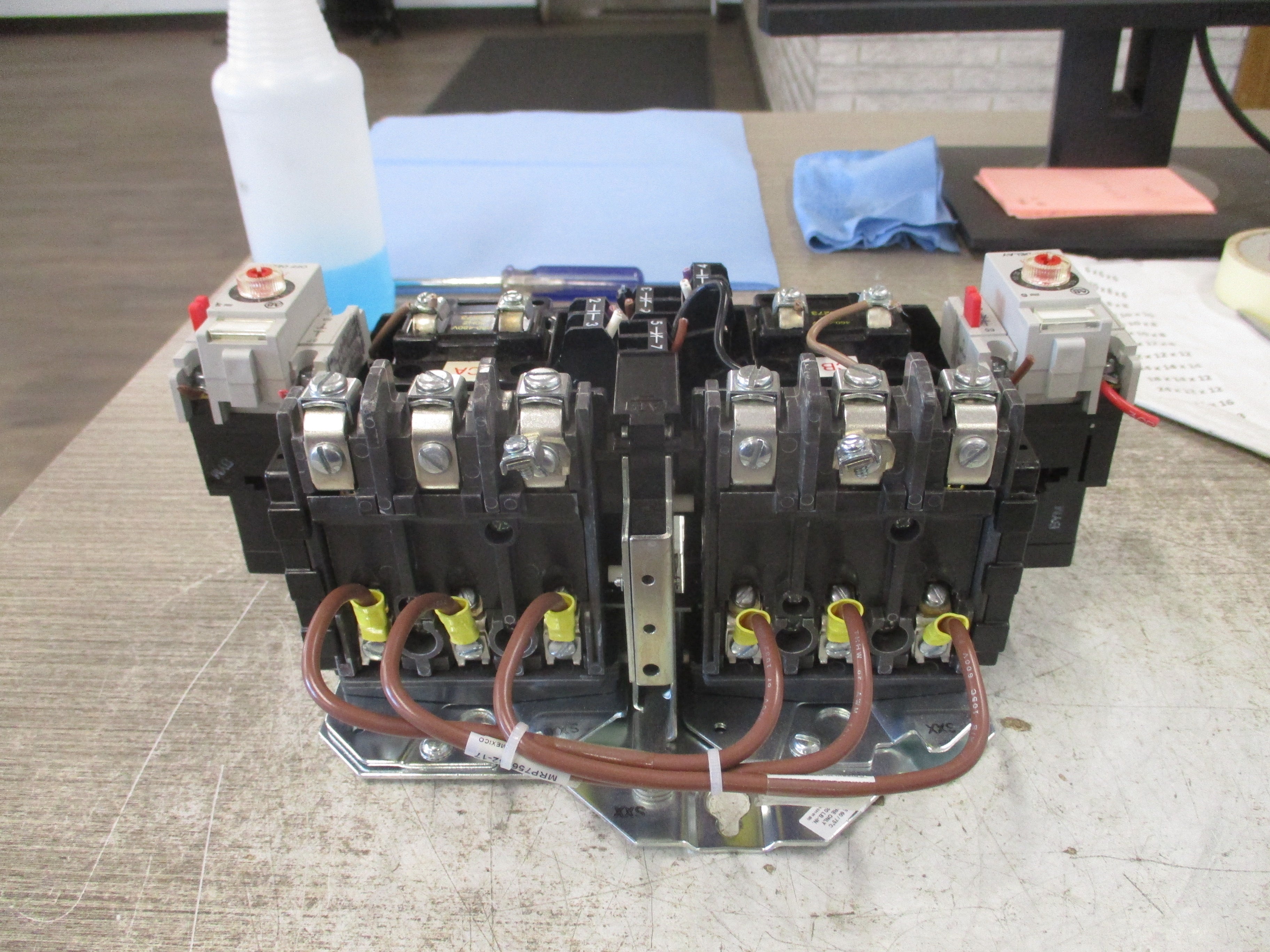 Allen-Bradley Size 1 Reversing Contactor 505-BOB-23 Ser. C 460-480V Coil 27A