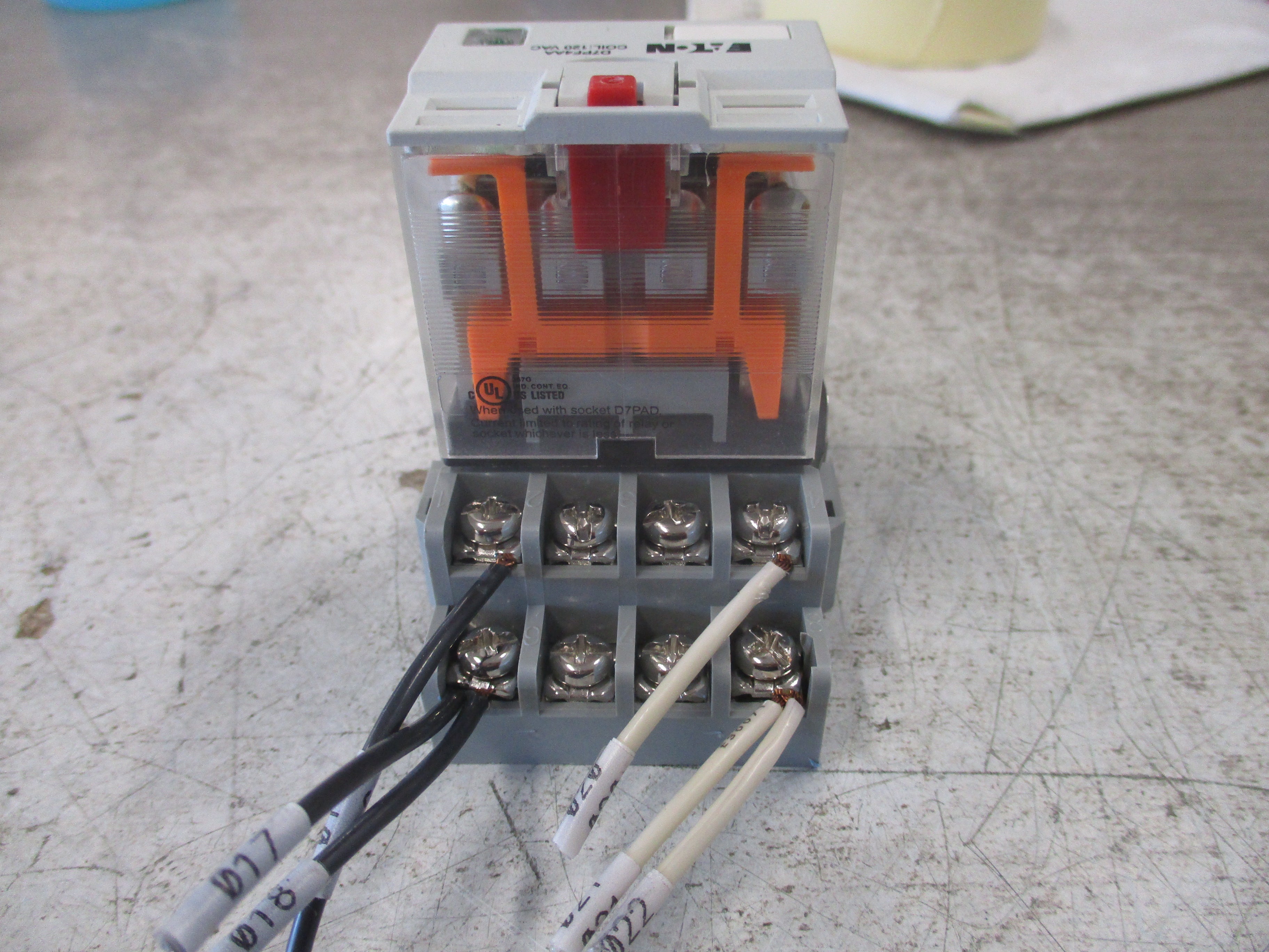 Eaton Relay D7PF4AA 120V Coil W/Base Used