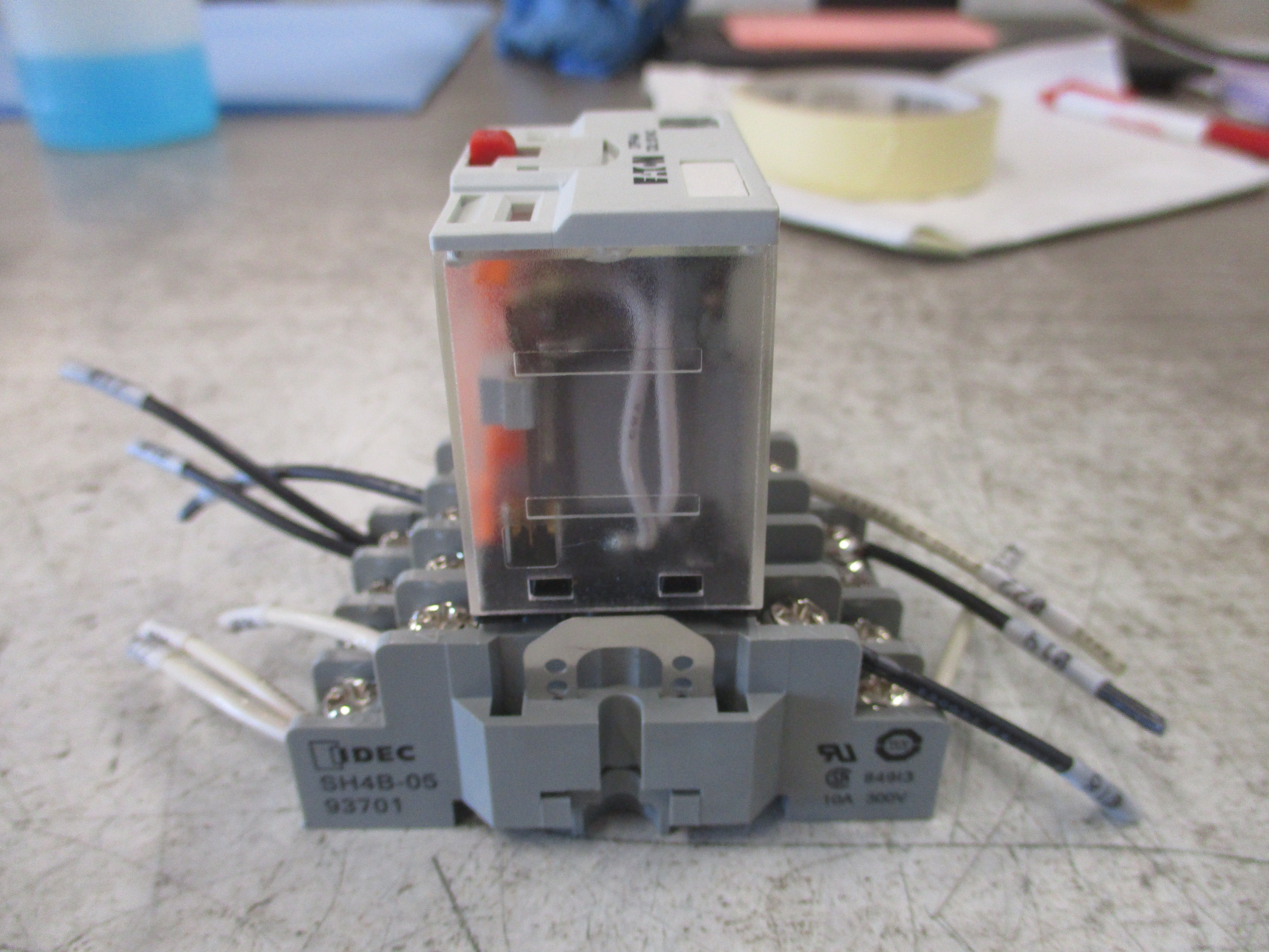 Eaton Relay D7PF4AA 120V Coil W/Base Used