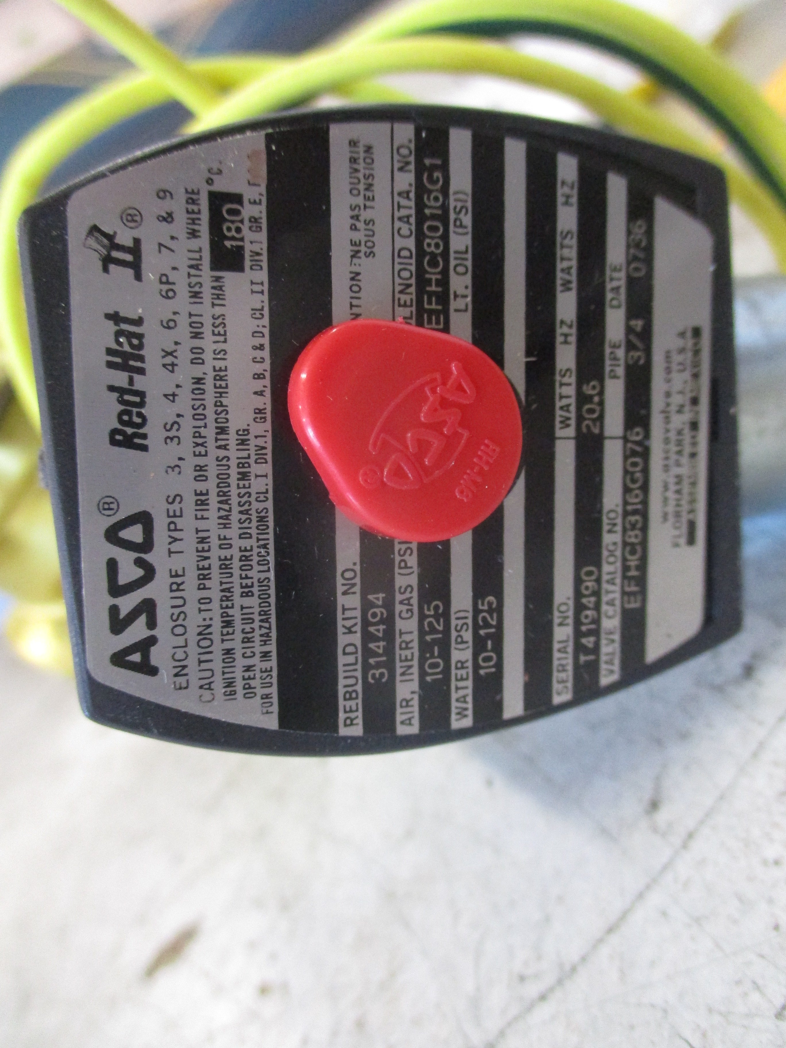 Asco Red Hat Solenoid Valve EFHC8316G076 125VDC Coil New Surplus