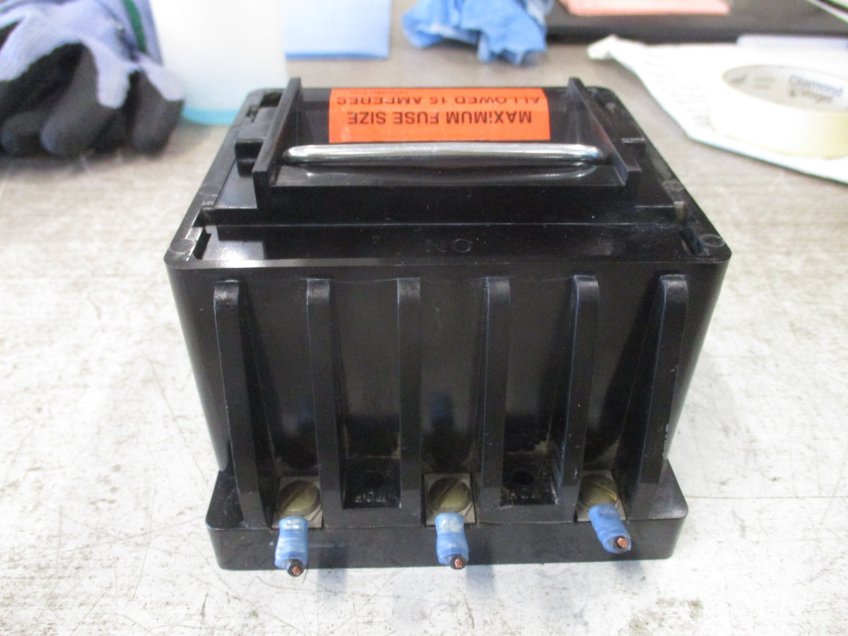 USD Pullout Switch 15149-3 Class J Fuse 600V 30A w/ (3) 6A Fuses Used
