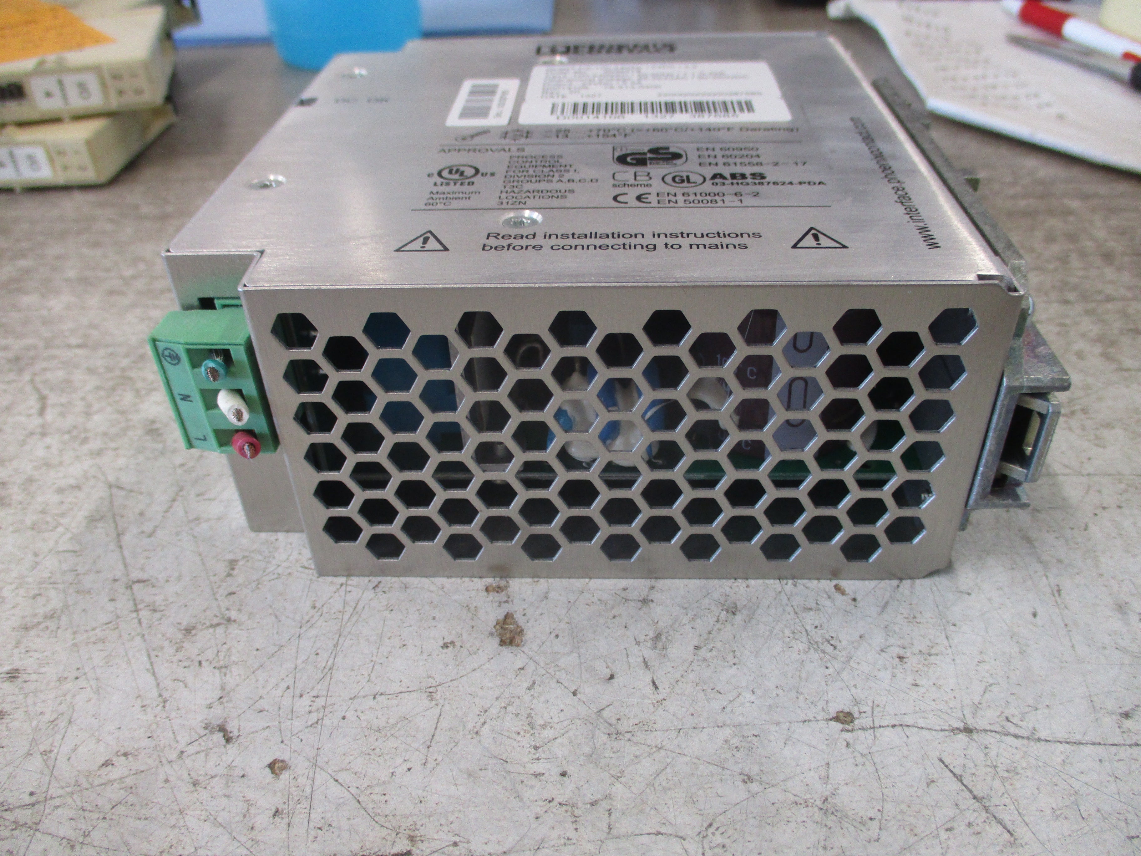 Phoenix Contact Power Supply 2938578 QUINT-PS-100-240AC/24DC/2,5 Rev. 20