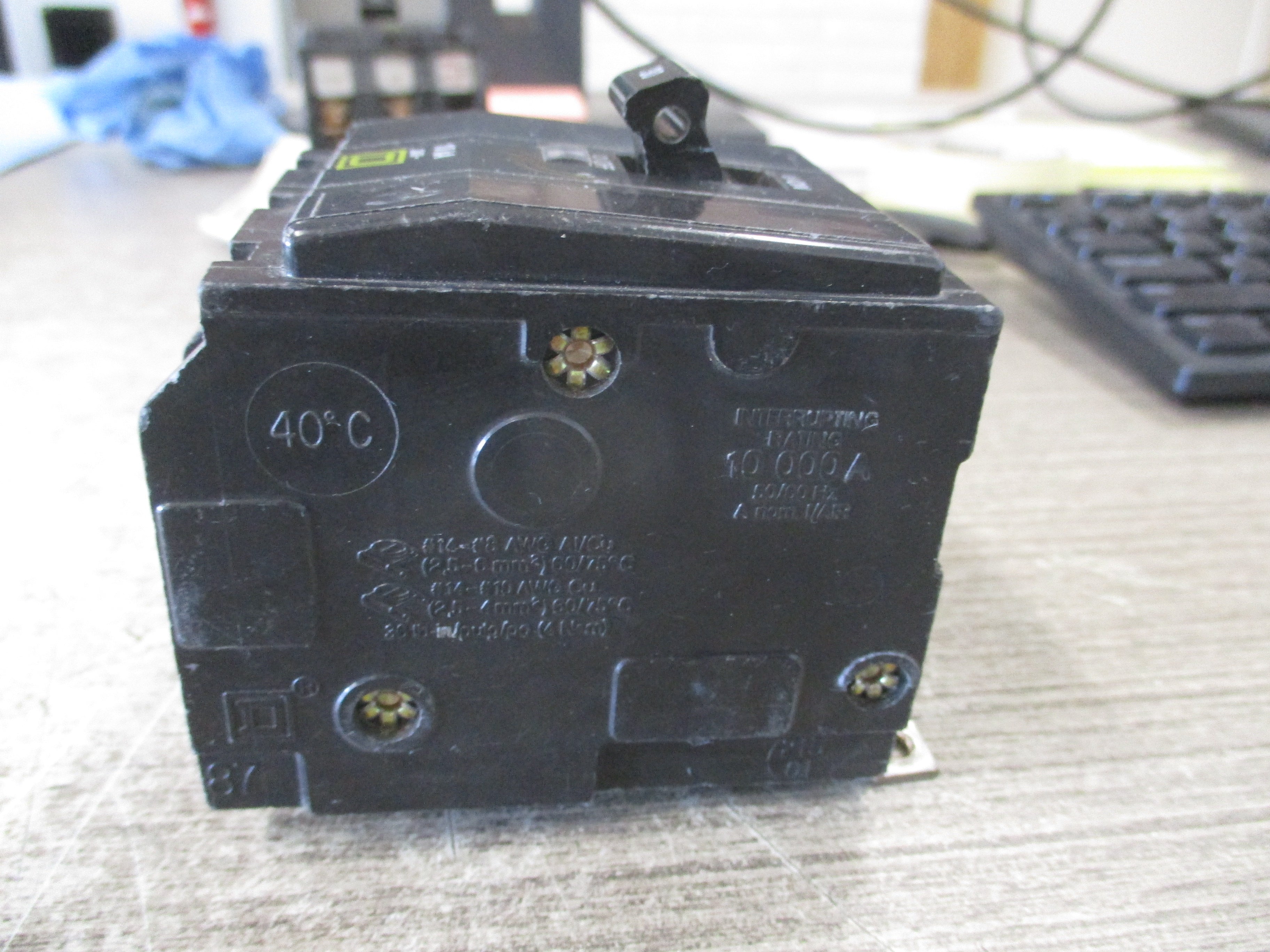 Square D Bolt-On Circuit Breaker QOB330 240V 30A 3P *(1) Screw* Used