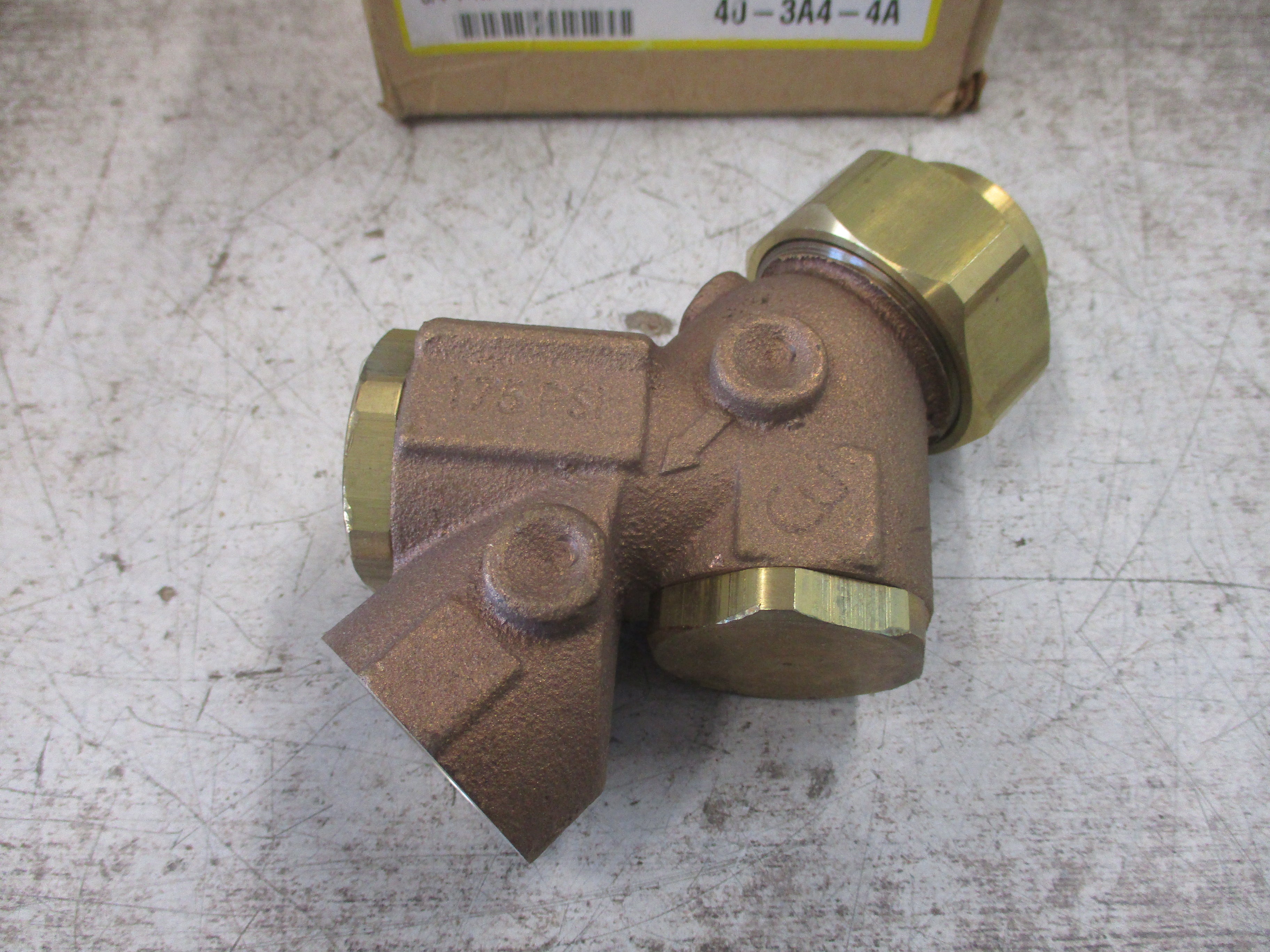 Apollo Backflow Preventer Dual Check Valve DUC40-FF34 3/4" New Surplus
