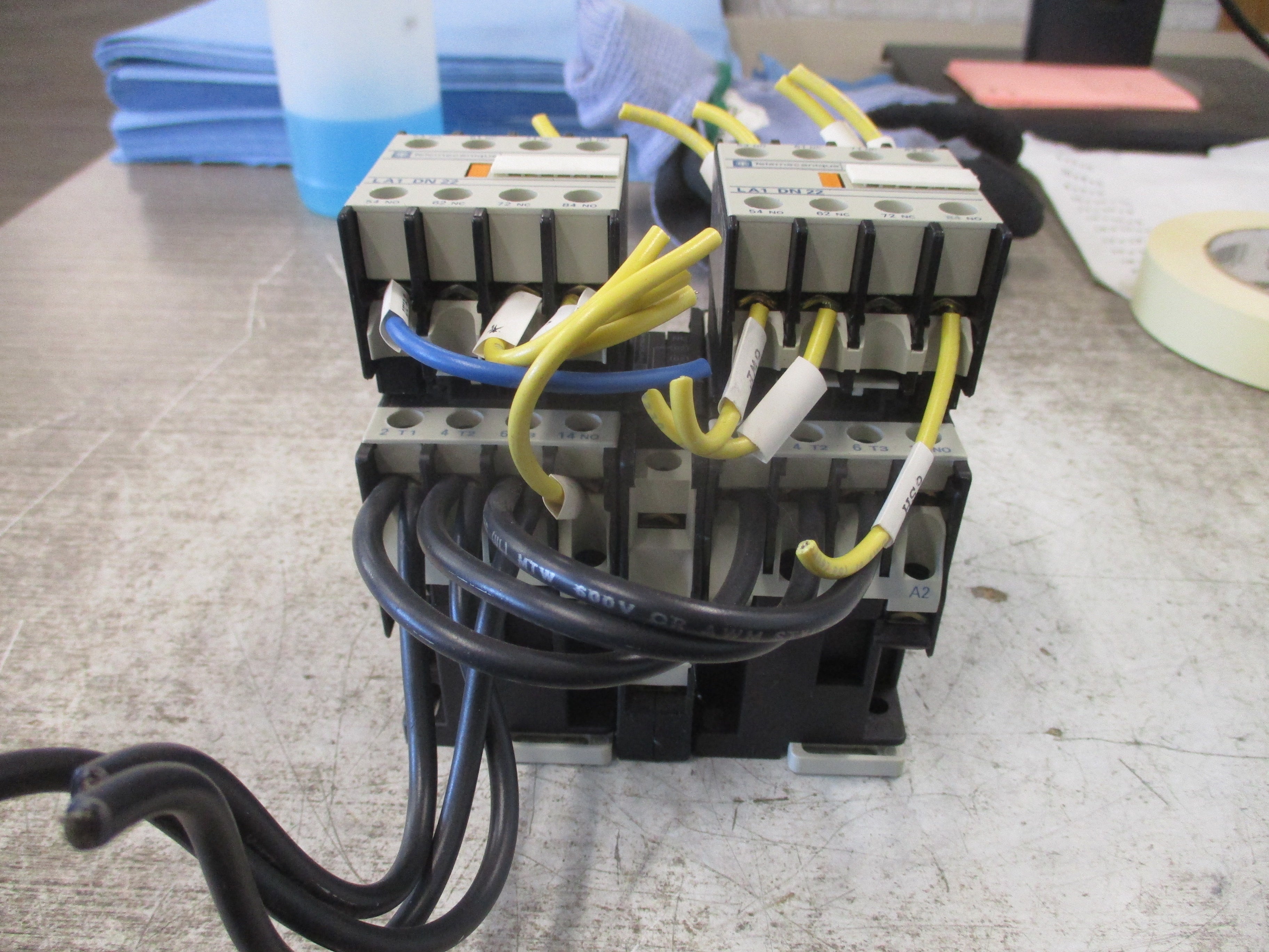 Telemecanique Reversing Contactor LC1 D1210 120V Coil 25A 600V