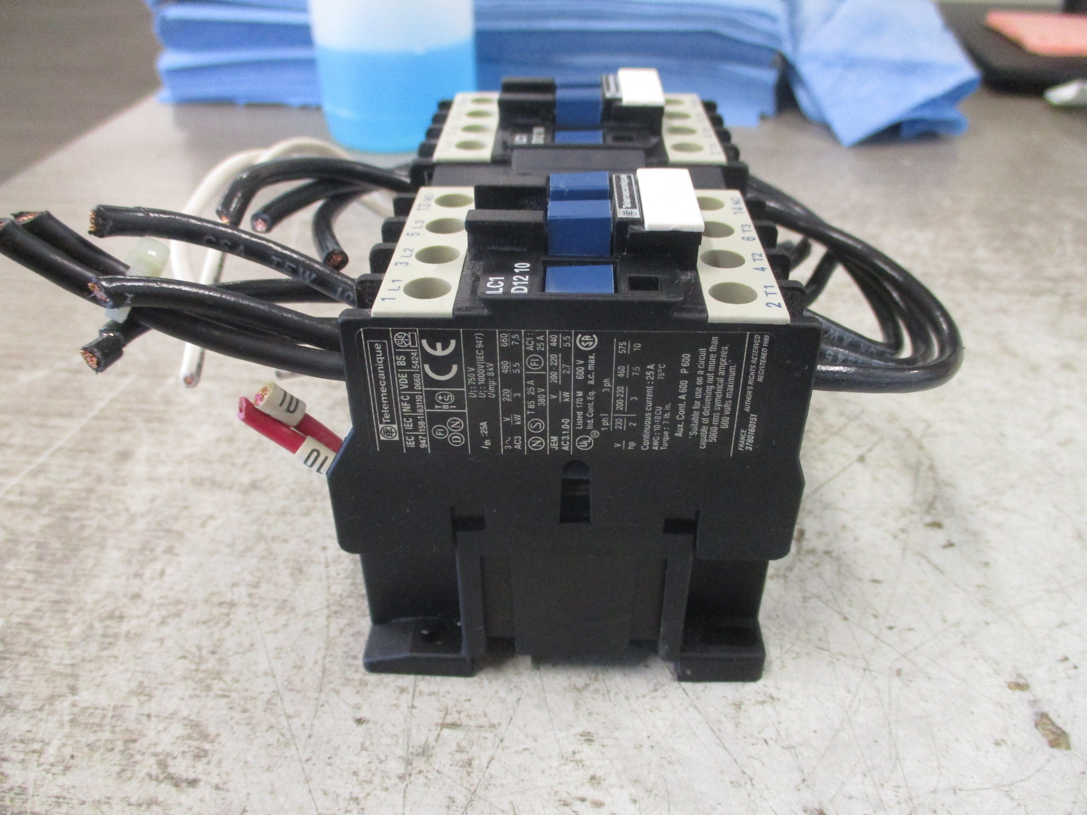 Telemecanique Reversing Contactor LC1 D1210 120V Coil 25A 600V Used