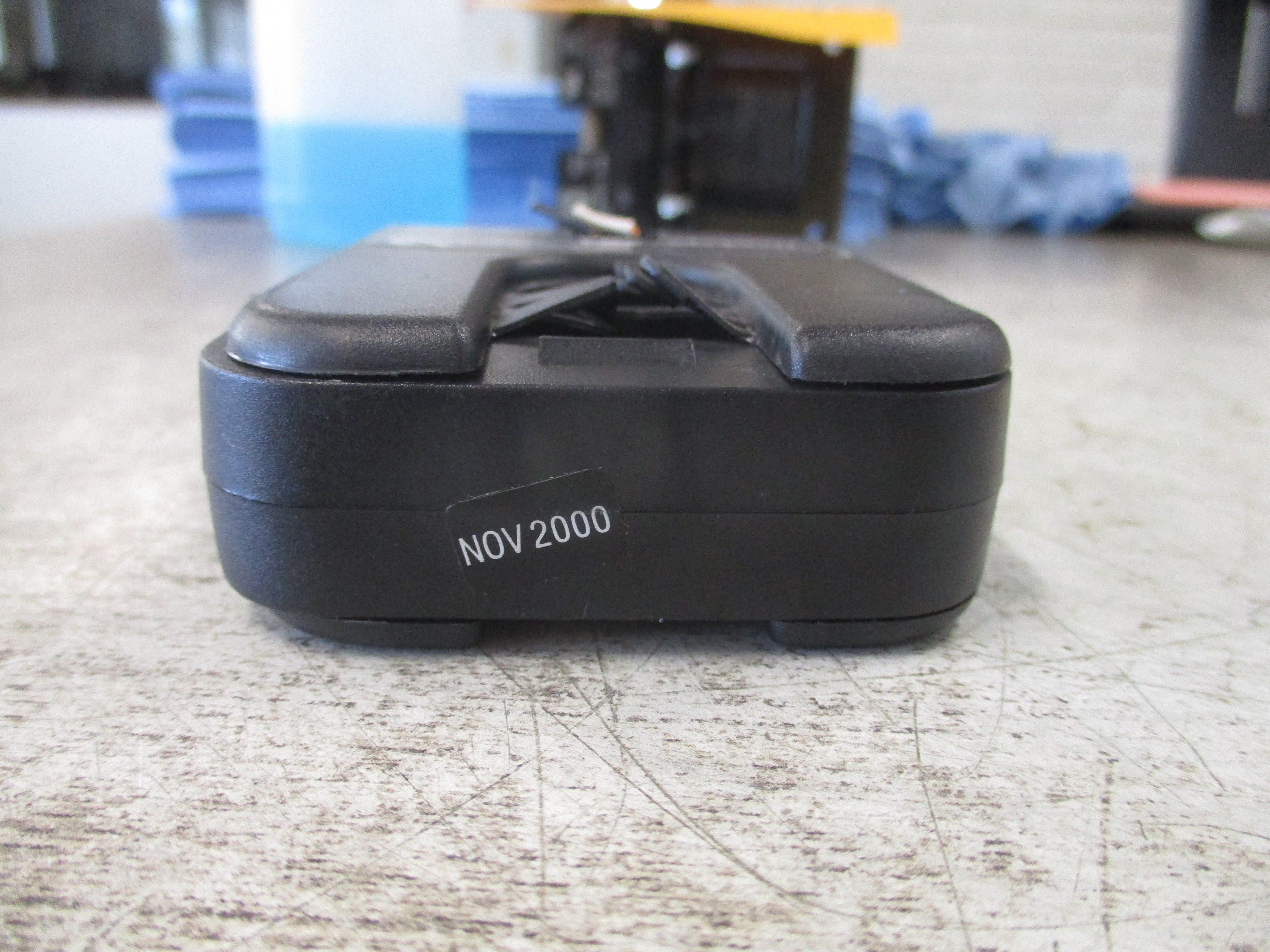 Veris Hawkeye 904 Self-Calibrating Current Sensor H904 Sensed: 3.5-135A Used