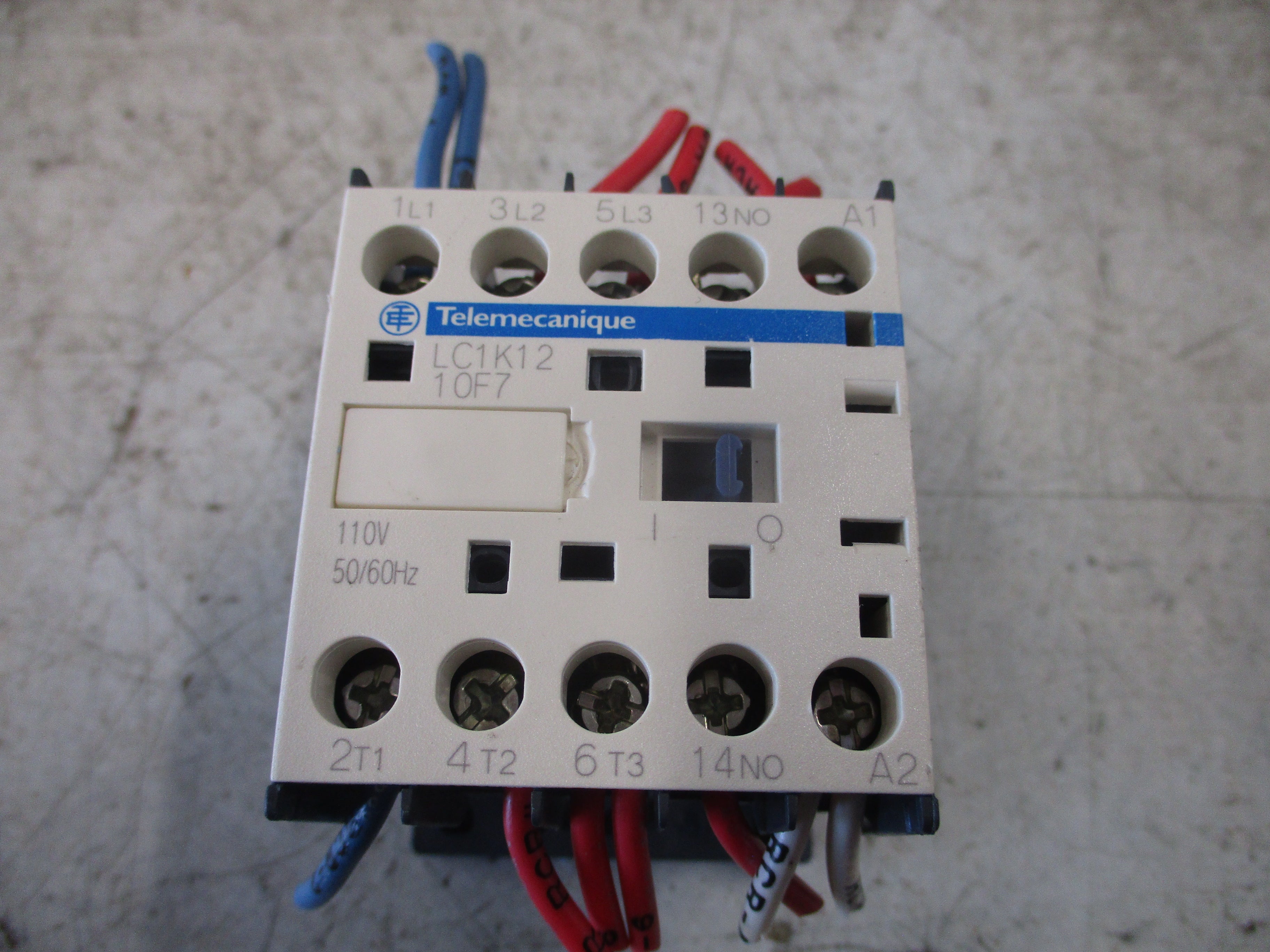 Telemecanique Contactor LC1K12 10F7 110V Coil 20A 600V Used