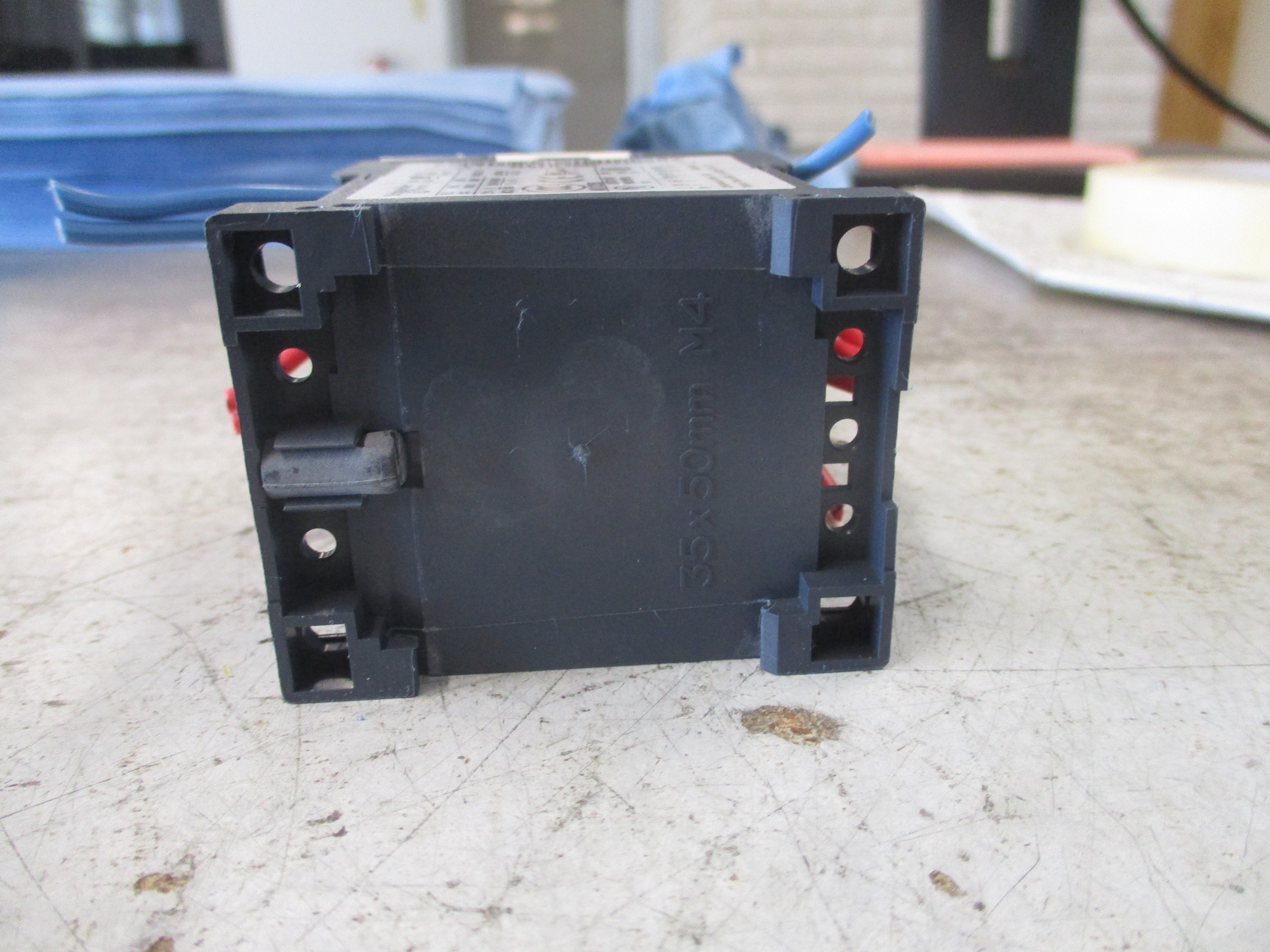 Telemecanique Contactor LC1K12 10F7 110V Coil 20A 600V Used