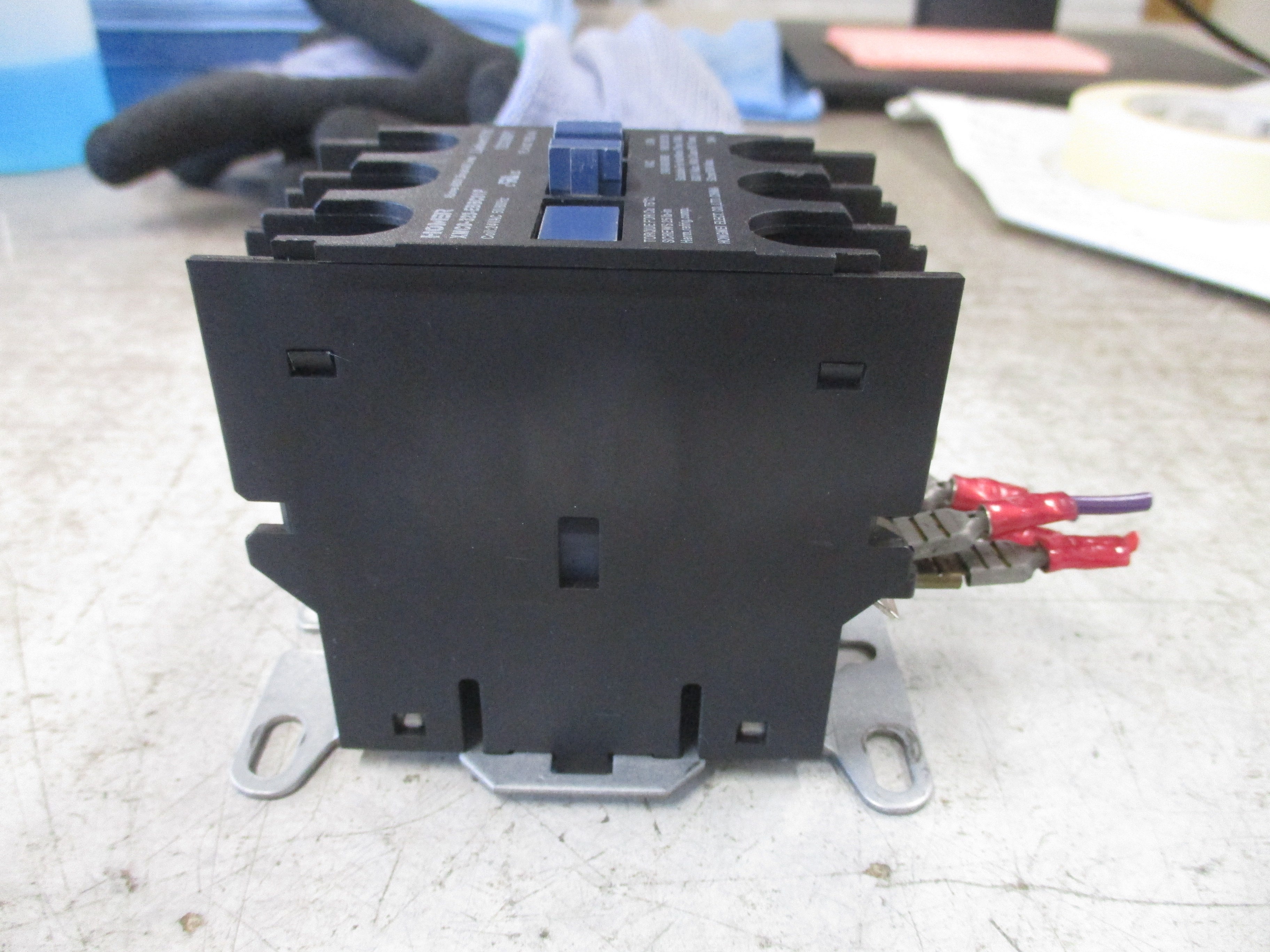 Liebert Contactor 123280P1 24V Coil 32A 600V Used