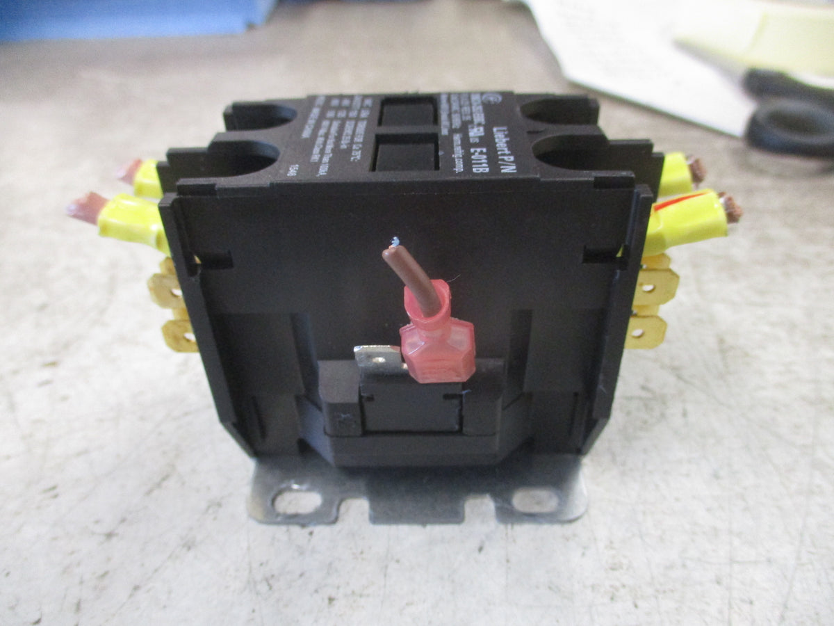 Liebert Contactor E-011B 24V Coil 25A 600V Used